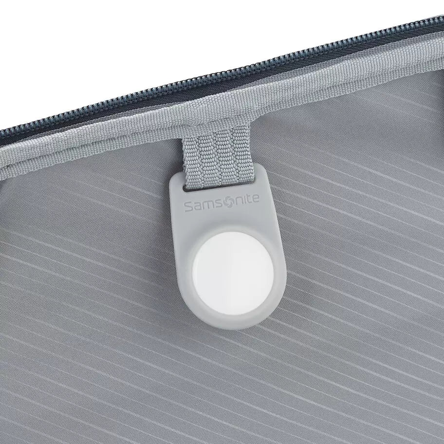 ELEVATION? PLUS SOFTSIDE 22 X 14 X 9 CARRY-ON SPINNER