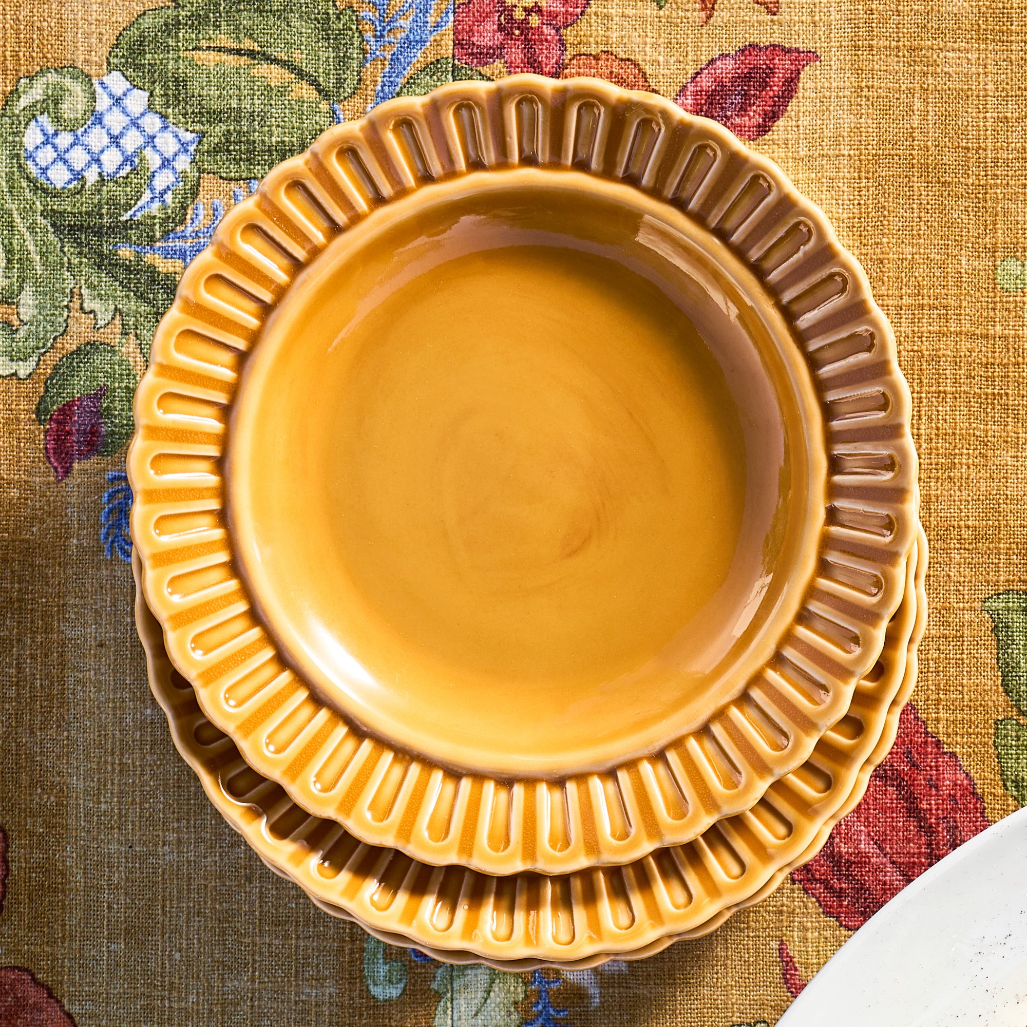Sole Dinnerware Collection