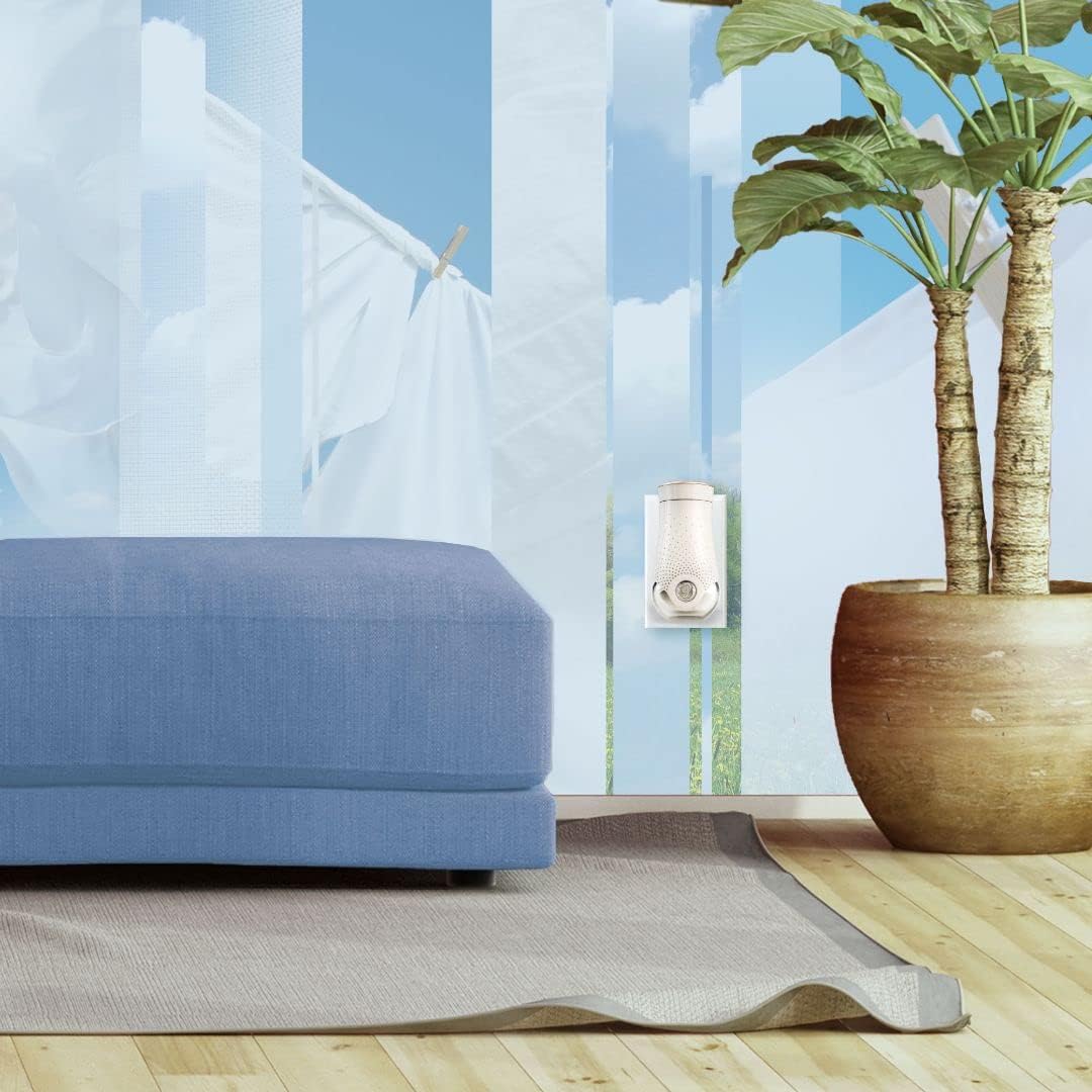 Glade PlugIns Air Freshener Starter Kit, Scented and Essential Oils for Home and Bathroom, Clean Linen, 4.02 Fl Oz, 2 Warmers and 6 Refills