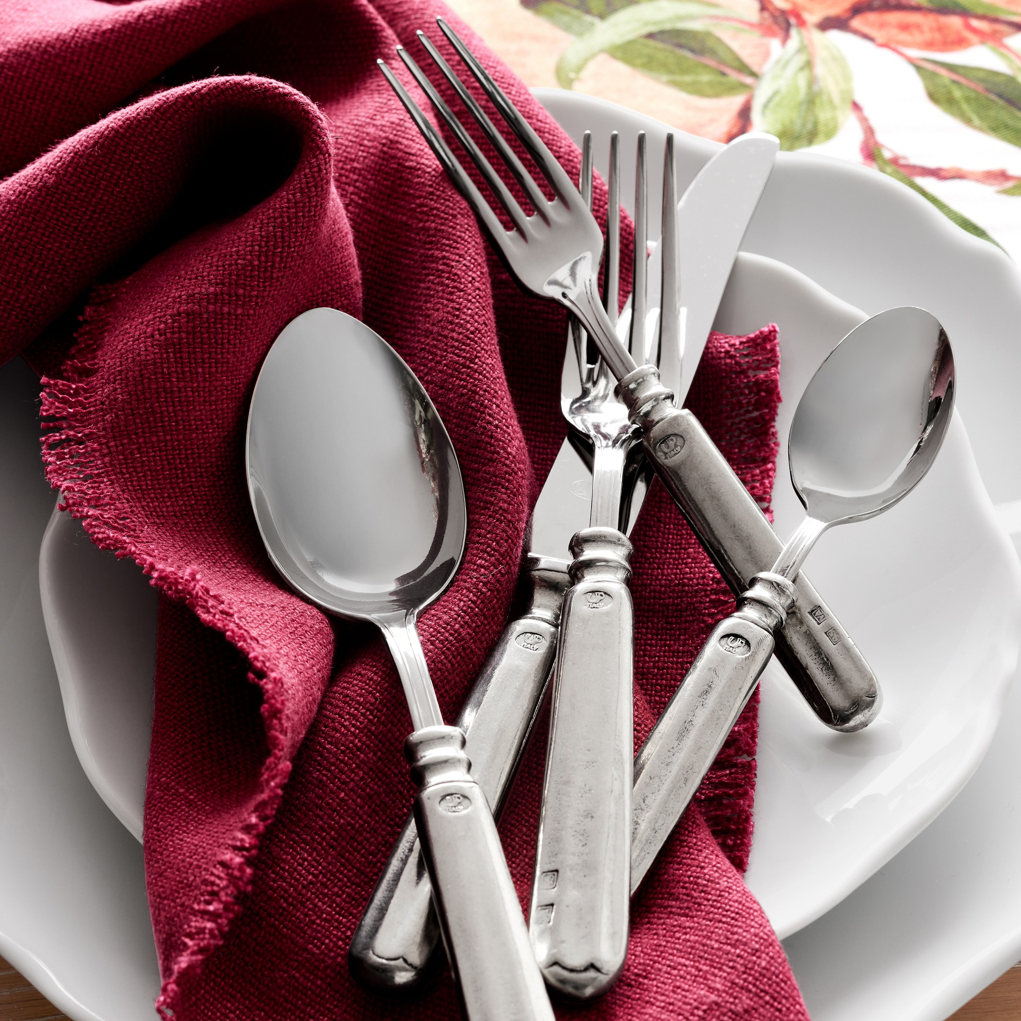 Valpeltro Alton Flatware Sets