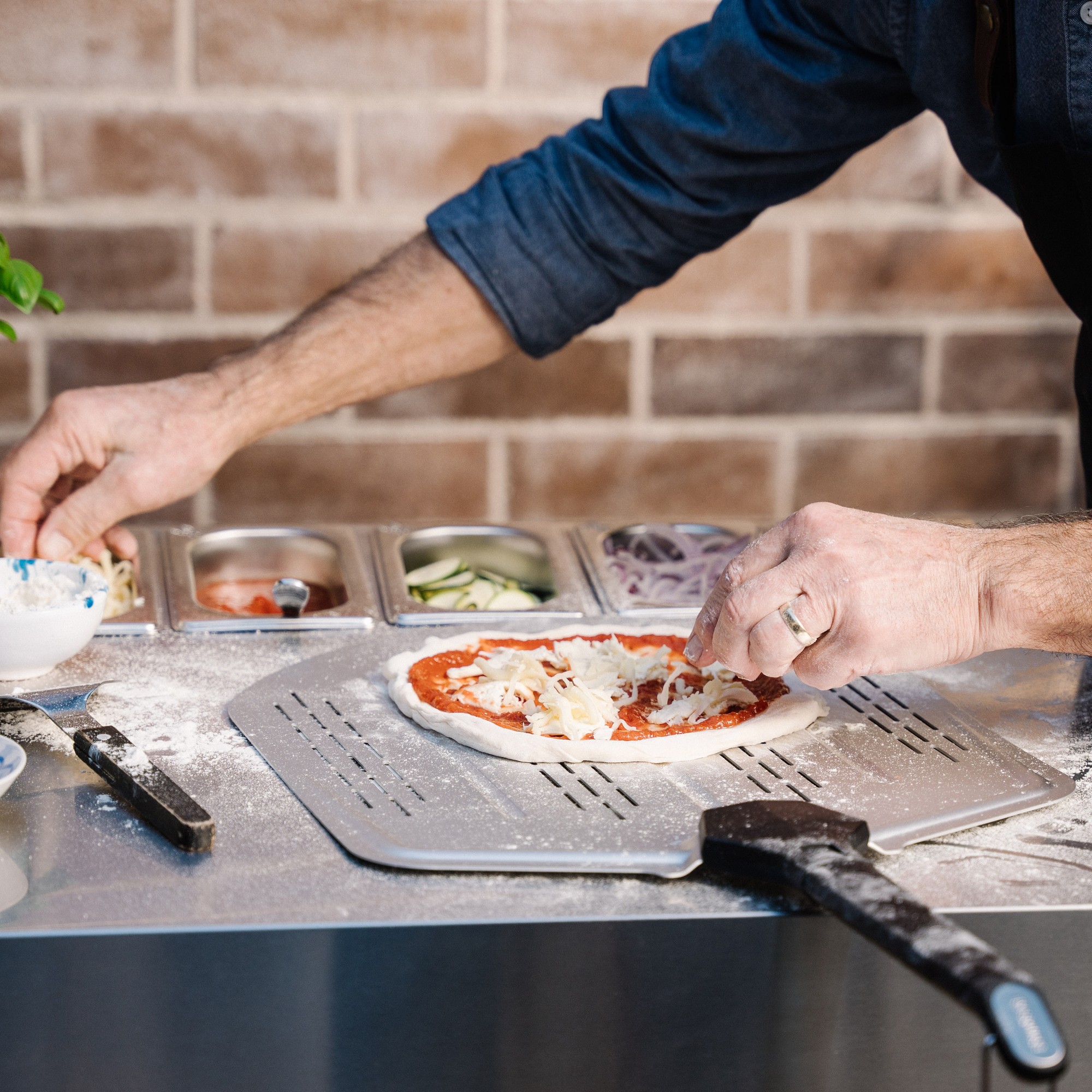 Everdure Pizza Station