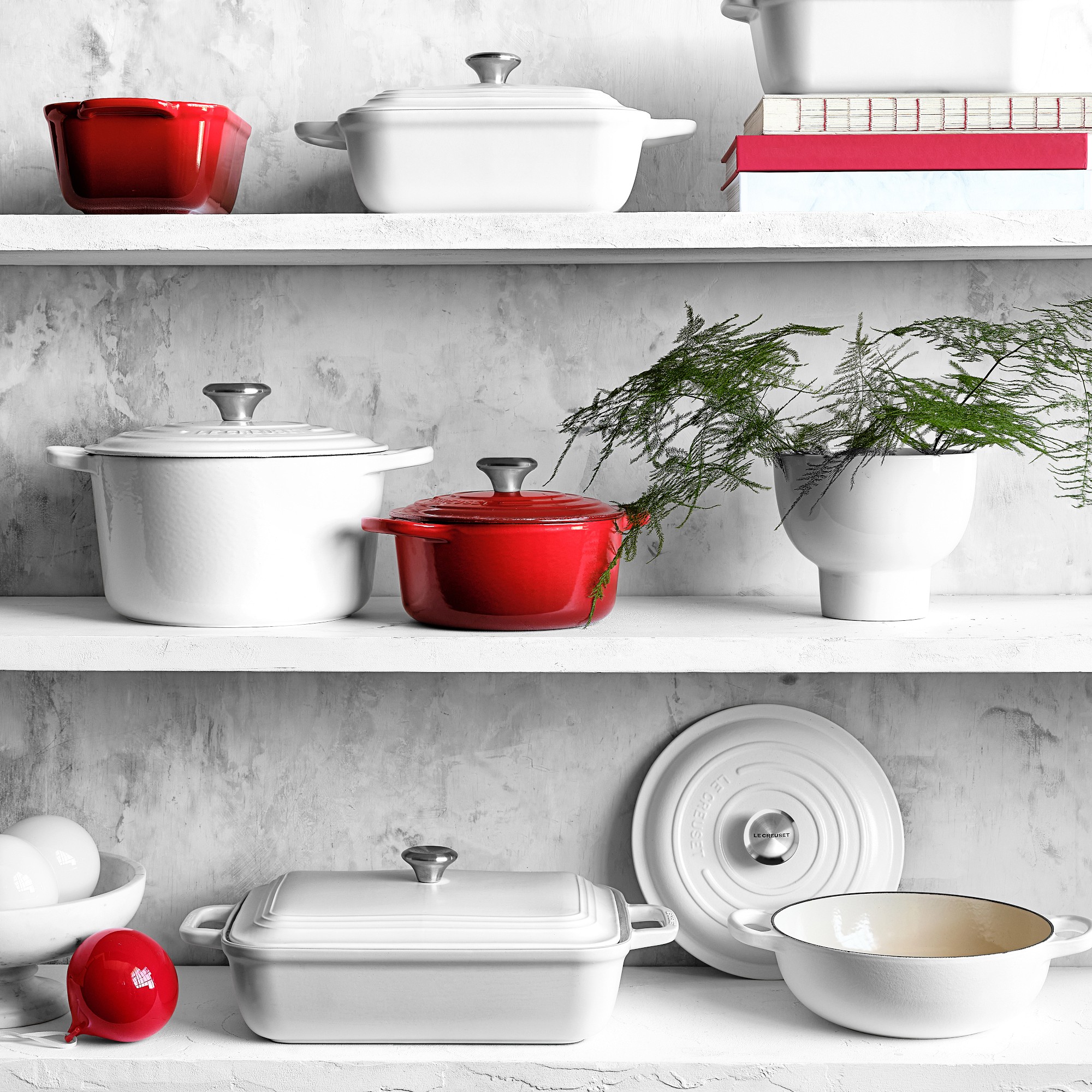 Le Creuset San Francisco Stoneware Rectangular Covered Baker, 4-Qt.