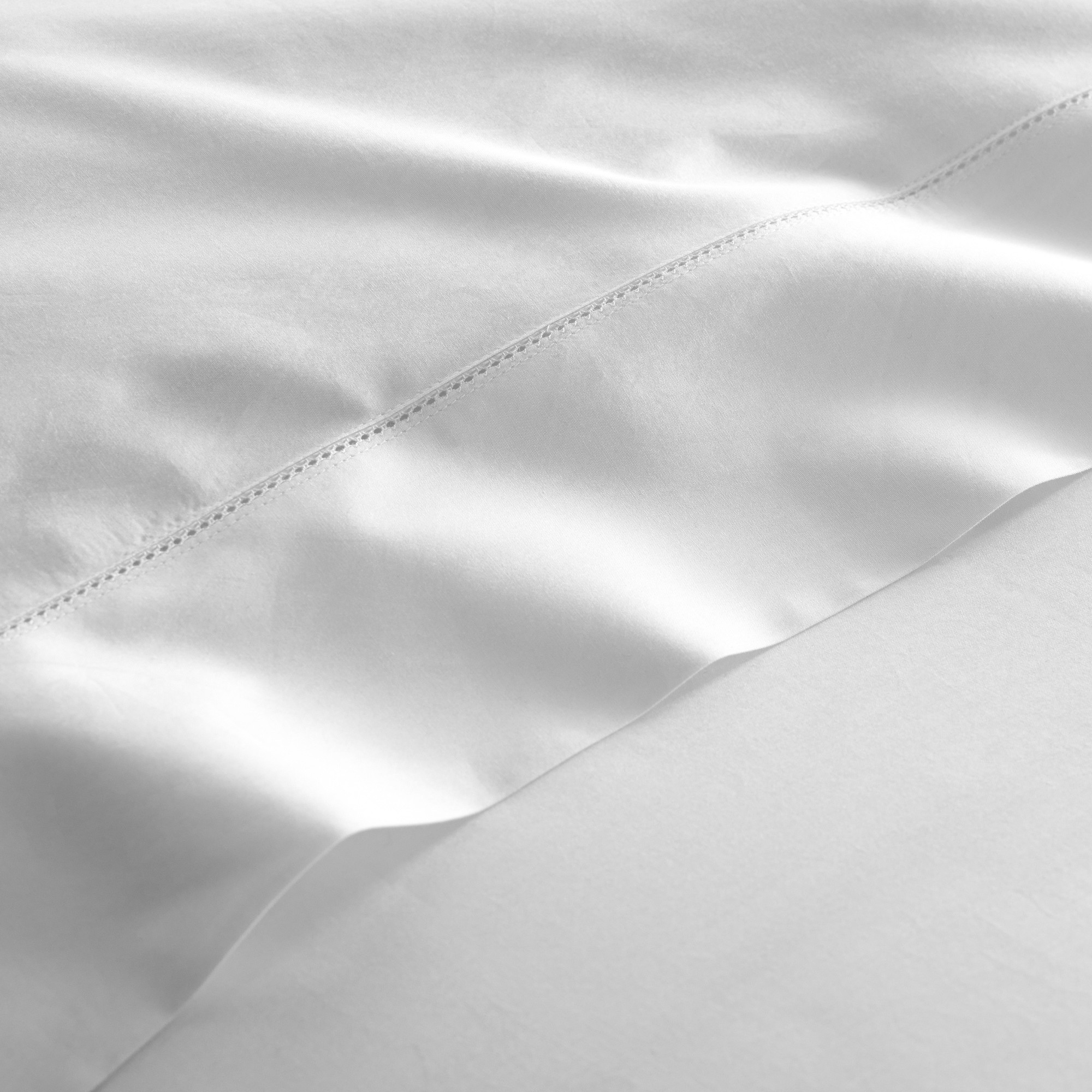 464 Thread Count Percale Hemstitch Duvet Cover & Shams