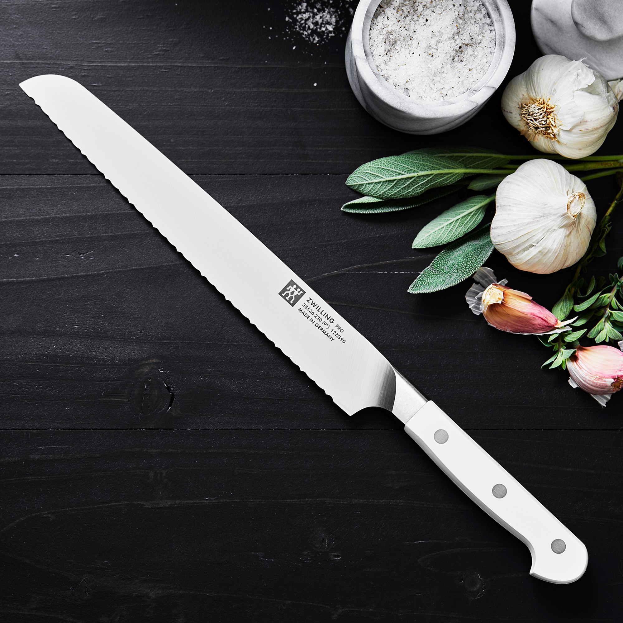Zwilling Pro Le Blanc Bread Knife, 9