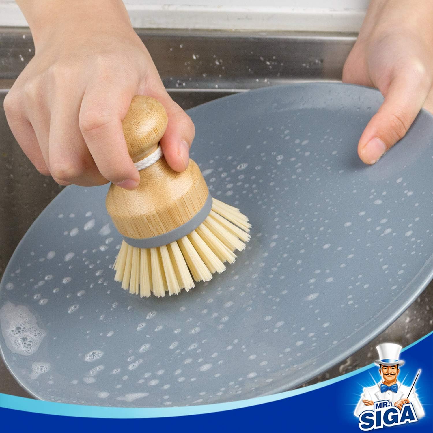 MR.SIGA Dish Brush with Bamboo Handle Built-in Scraper, Scrub Brush for Pans, Pots, Kitchen Sink Cleaning, Pack of 2