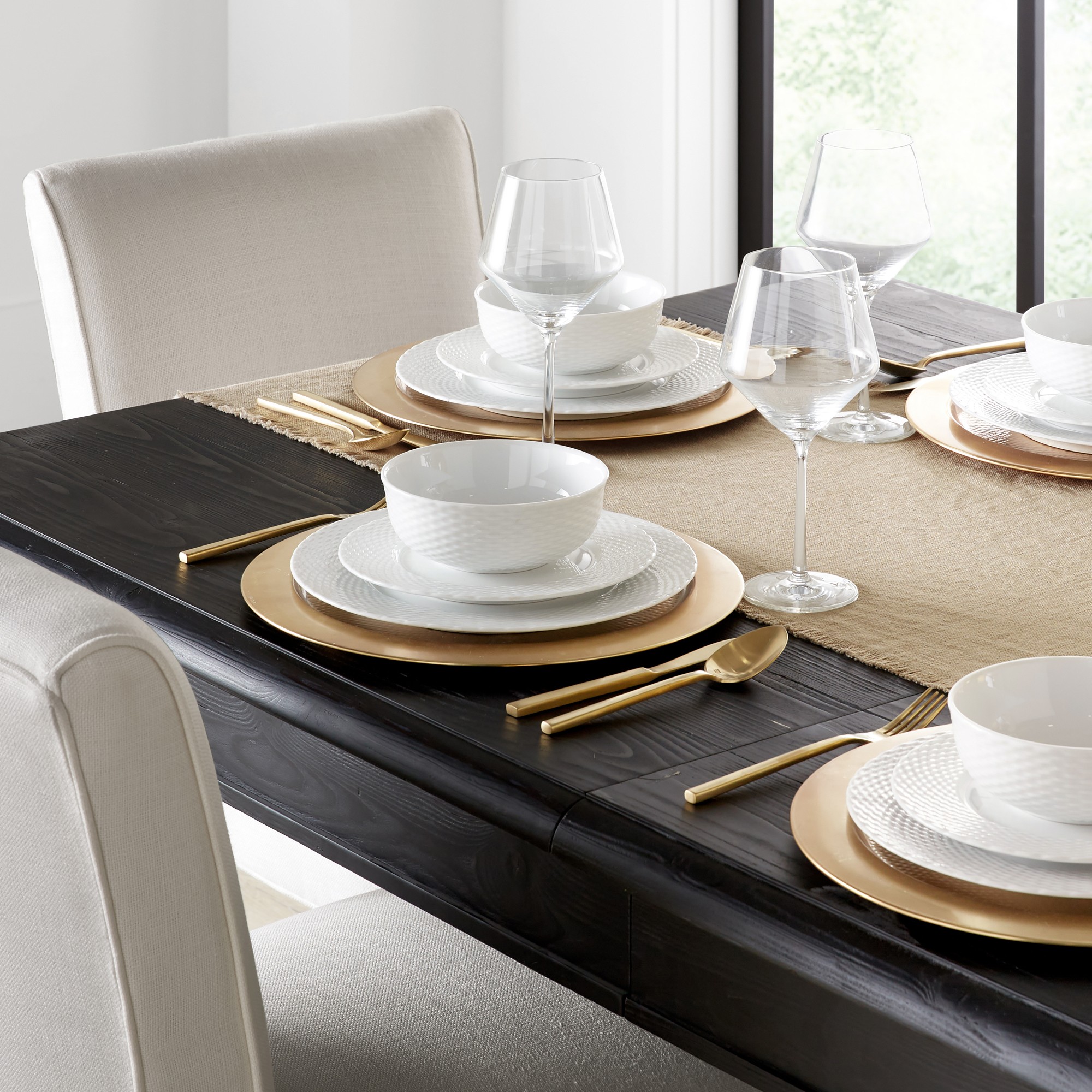 Harvest Extendable Rectangular Dining Table (72