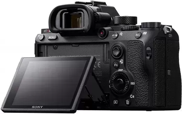 A7R III Mirrorless Camera: 42.4MP Full Frame High Resolution Interchangeable Lens Digital Camera With Front End LSI Image Processor, 4K HDR Video And 3
