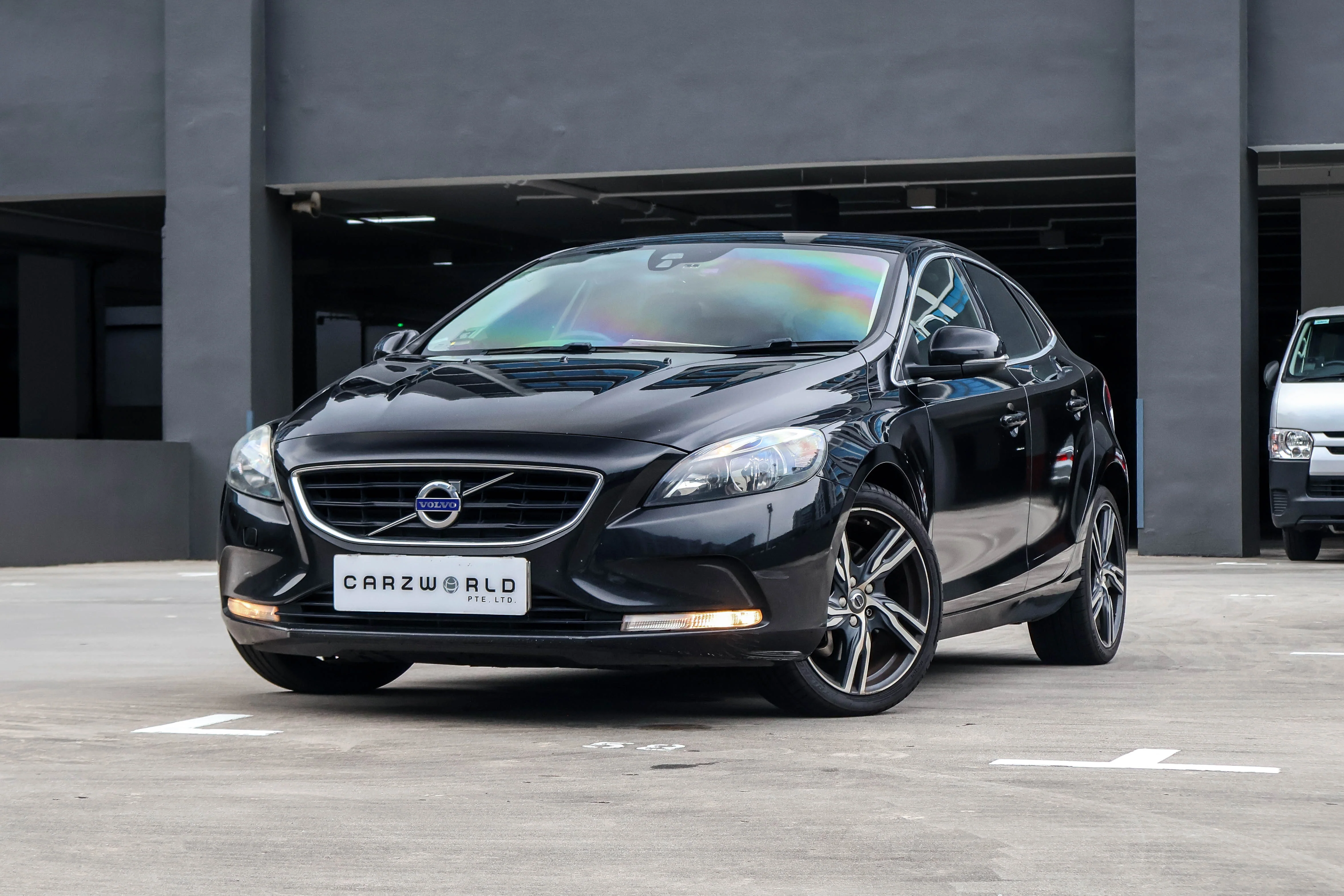 2015 USED VOLVO V40 T2 (A) YV1MV28H0G2286834 SMN2282L