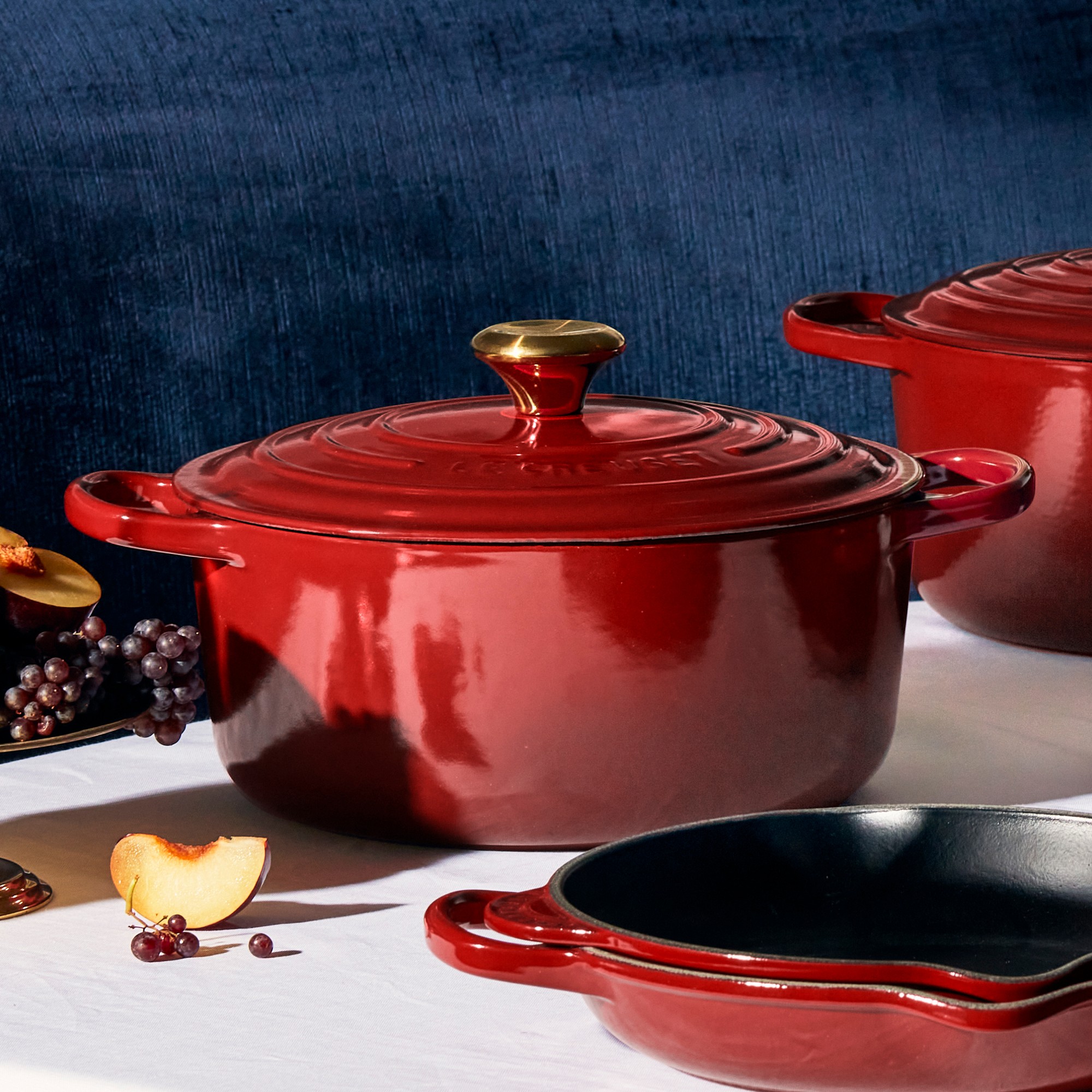 Le Creuset Signature Enameled Cast Iron Round Dutch Oven, 4 1/2-Qt., L'OVEn