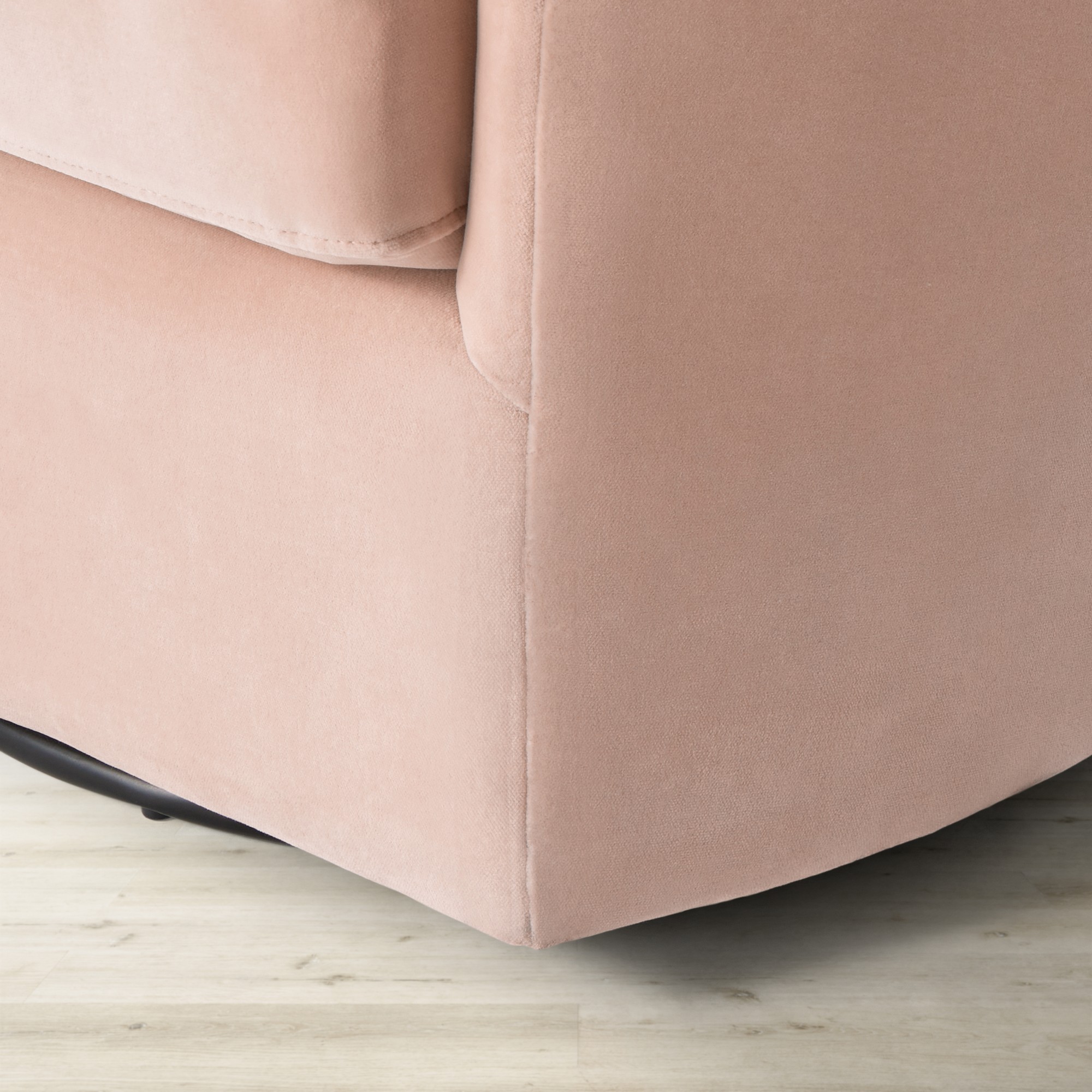 Montclair Swivel Chair