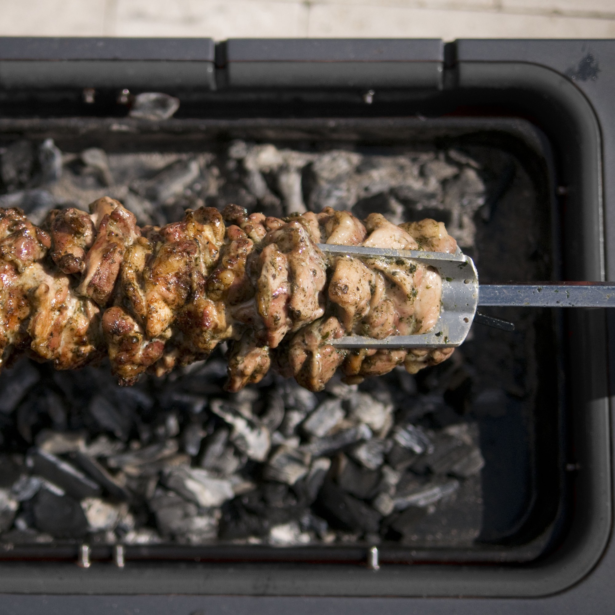 Everdure Hub Grill 2 by Heston Blumenthal