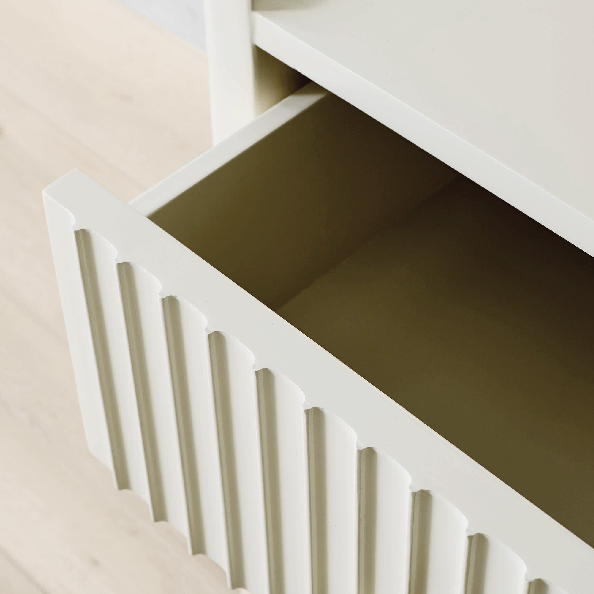 Lewis 1-Drawer Nightstand (26