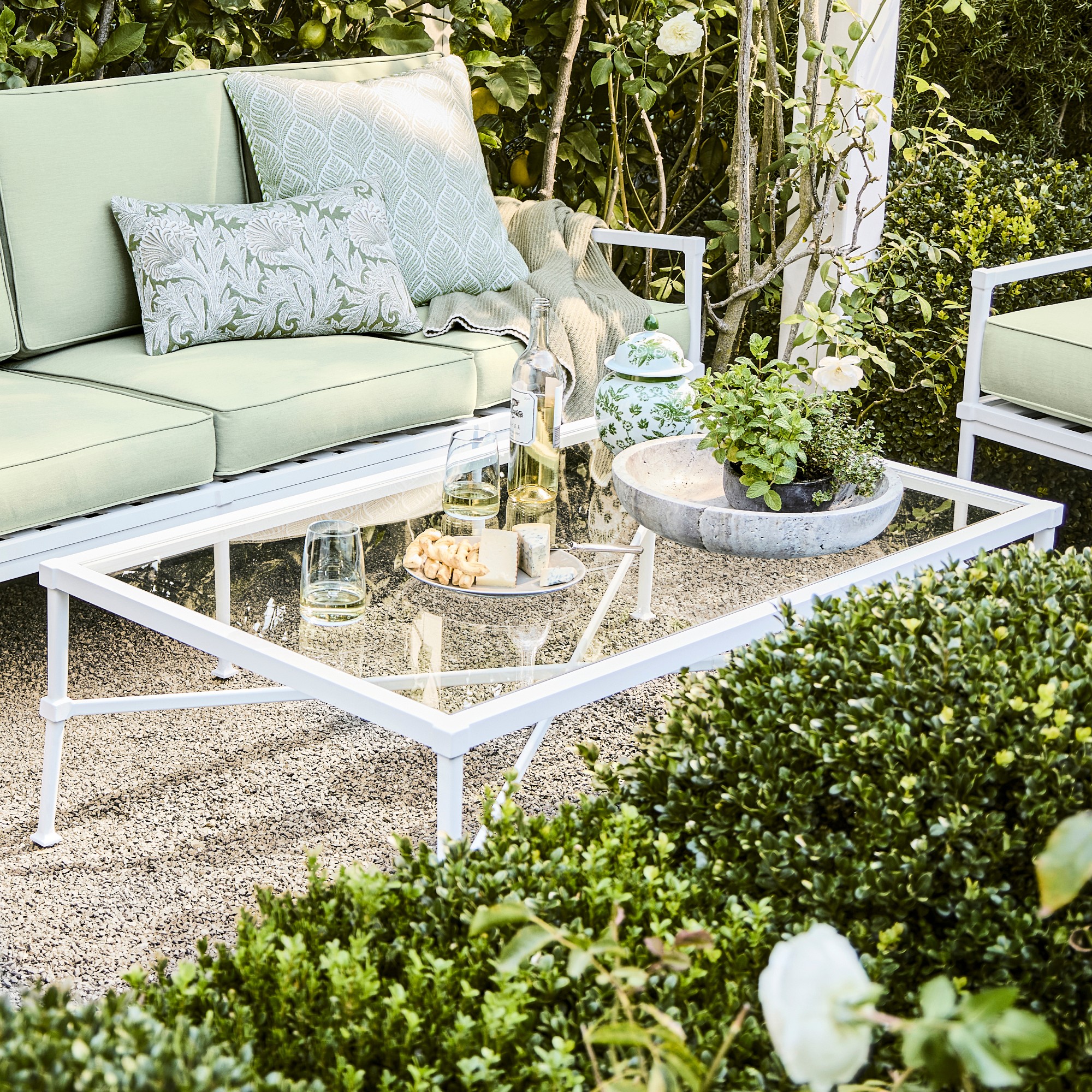 Bridgehampton Outdoor Coffee Table, White (54