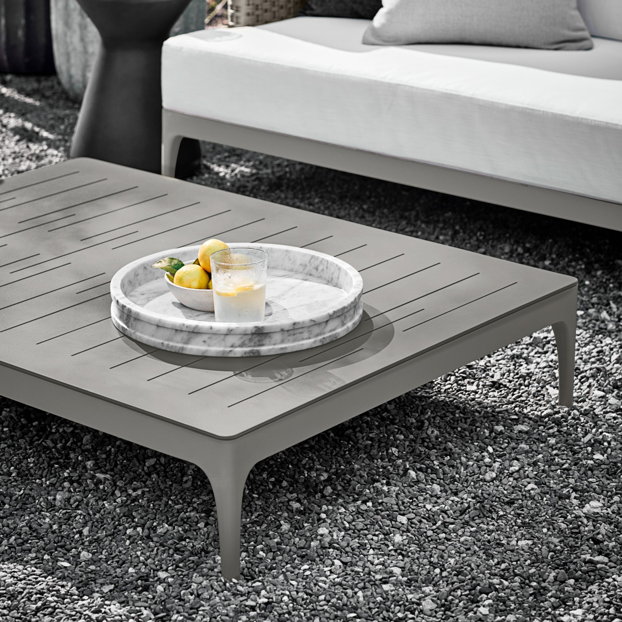 Palisades Outdoor Square Coffee Table (35.5