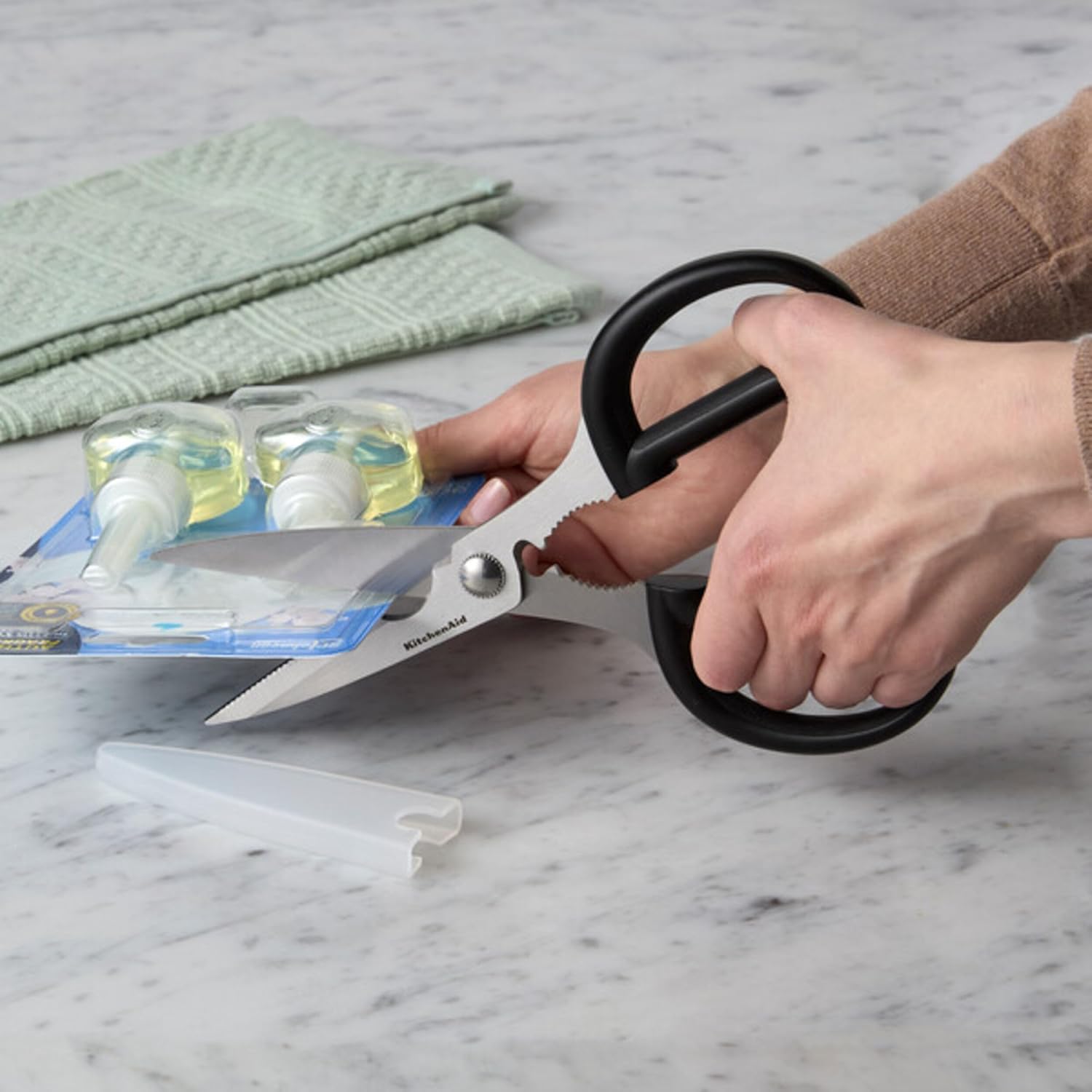 KitchenAid All Purpose Kitchen Shears with Protective Sheath for Everyday use, Dishwasher Safe Stainless Steel Scissors with Comfort Grip, 8.72-Inch, Black