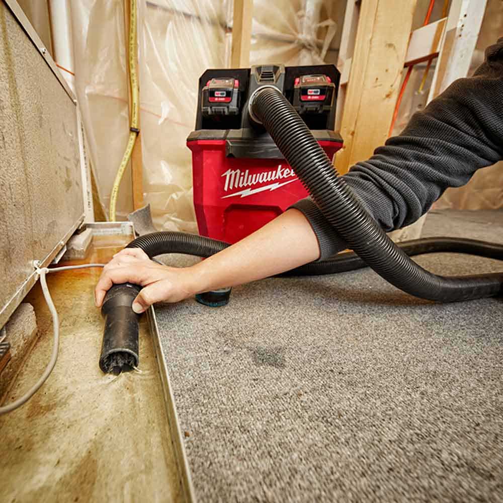 MILWAUKEE 18V FUEL™ 34L Wet/Dry Vacuum Skin M18FVC34L0