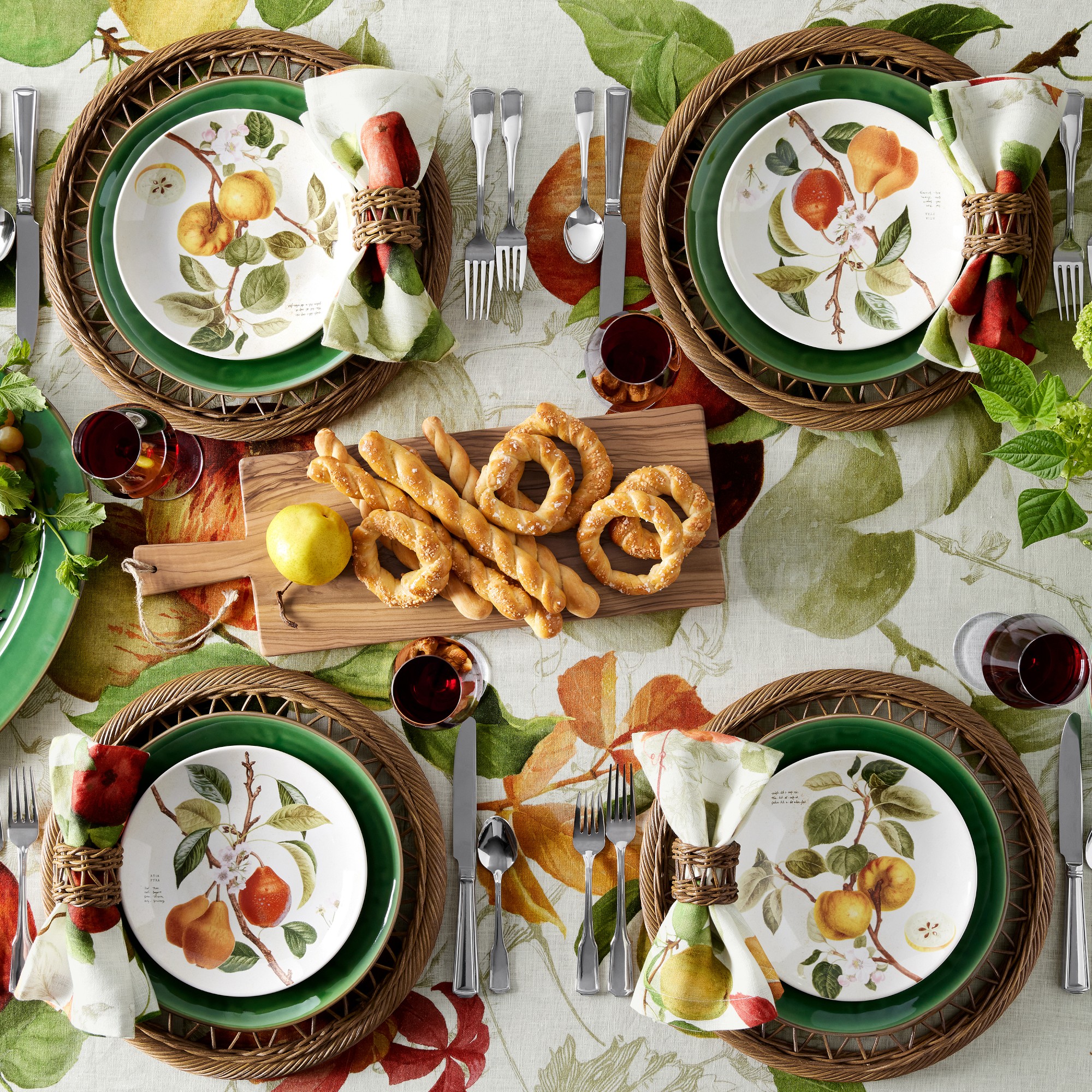 Provençal Dinnerware Collection