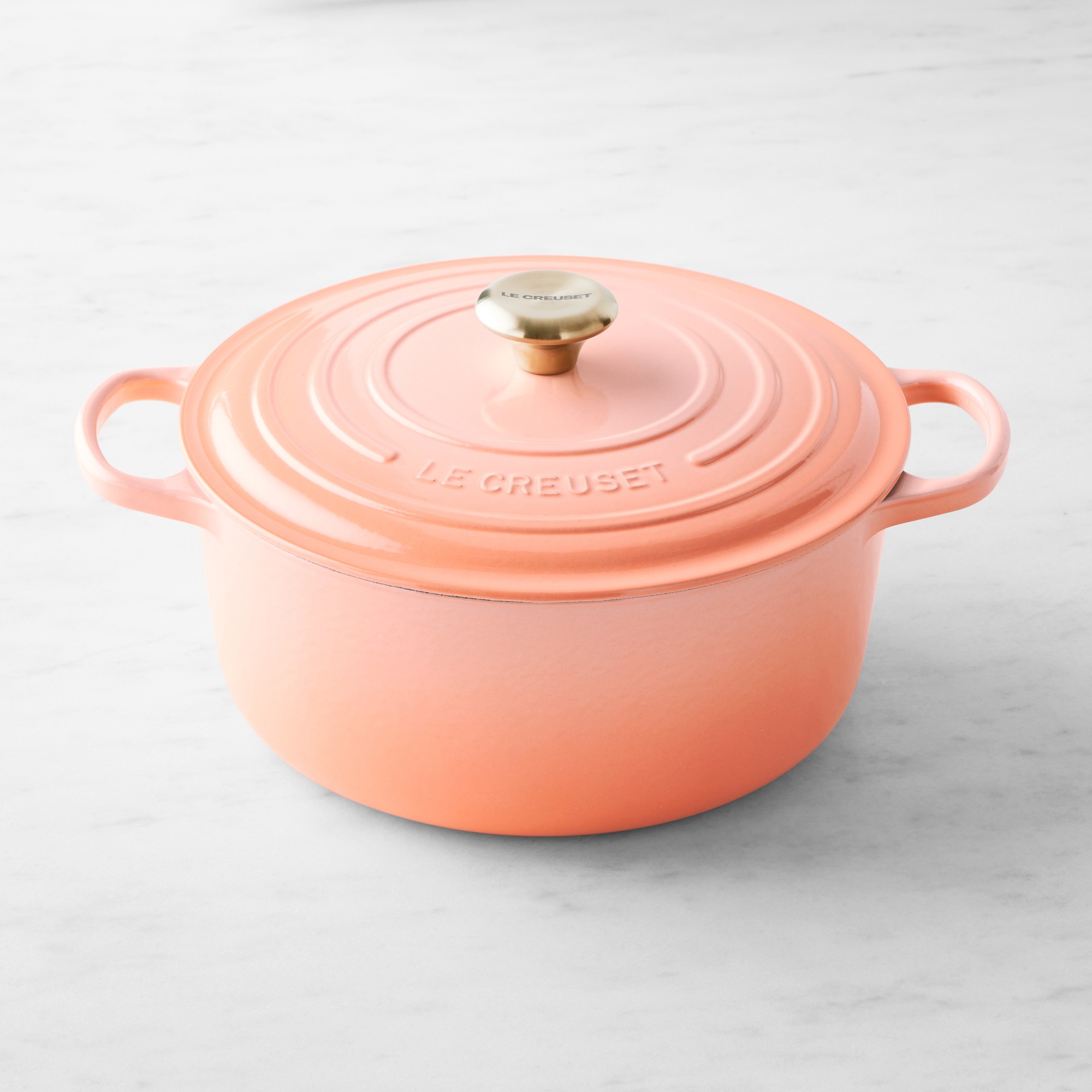 Le Creuset Signature Enameled Cast Iron Round Dutch Oven
