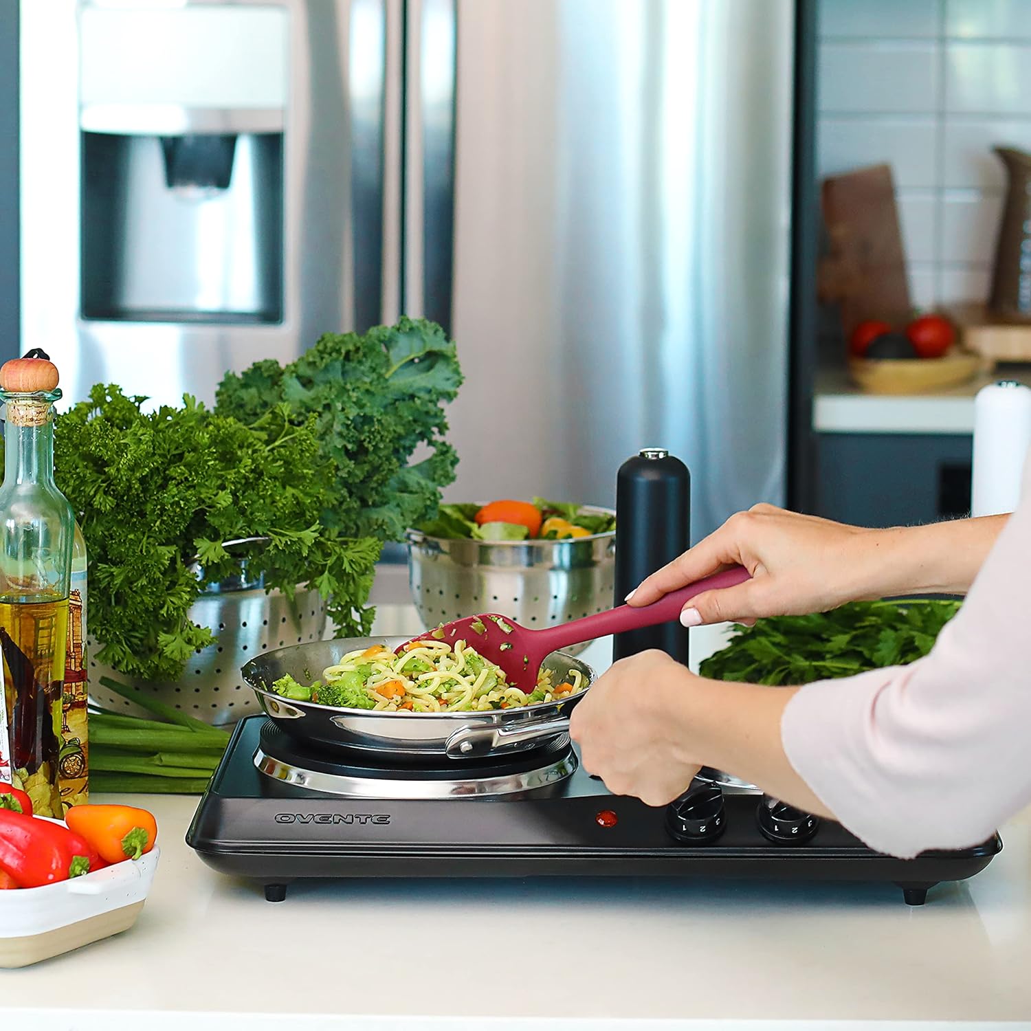 OVENTE Electric Countertop Double Burner, 1700W Cooktop with 7.25