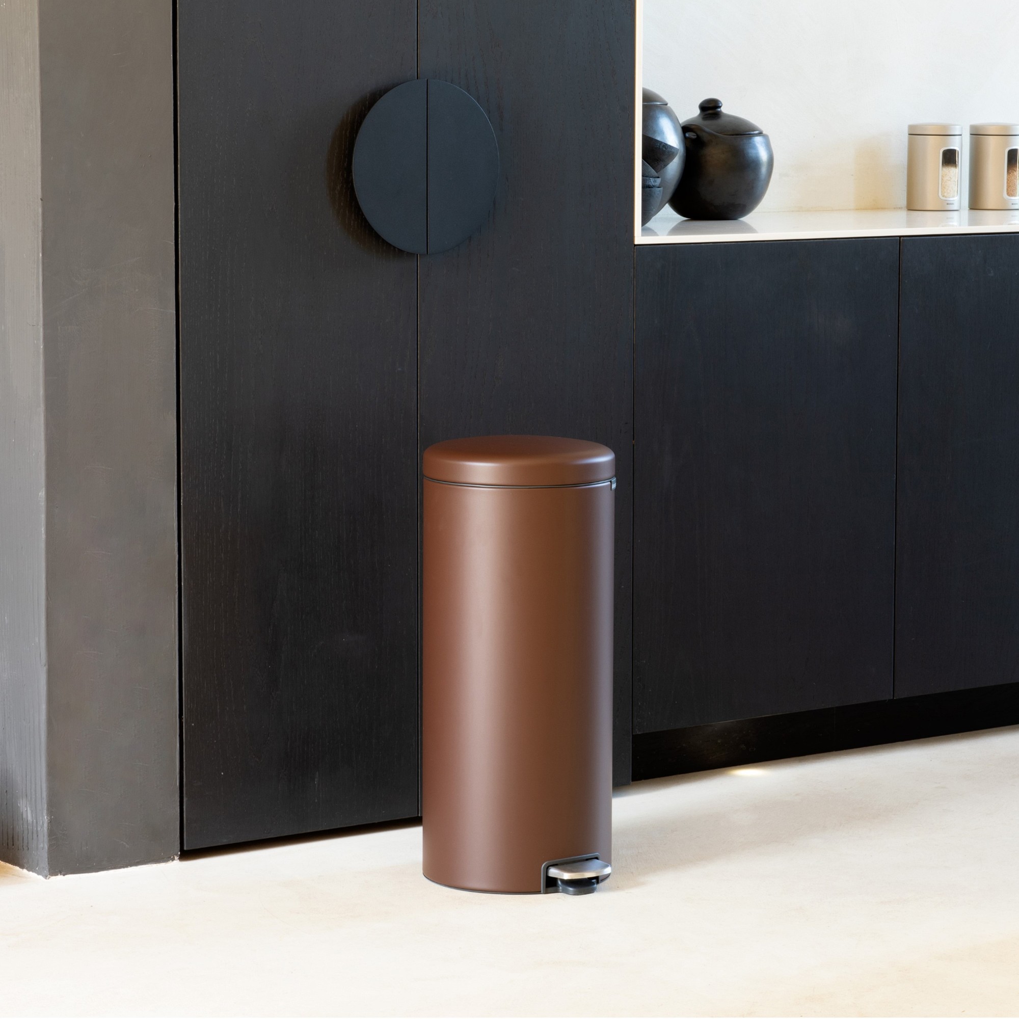 Brabantia NewIcon Step Can, 8 Gallons