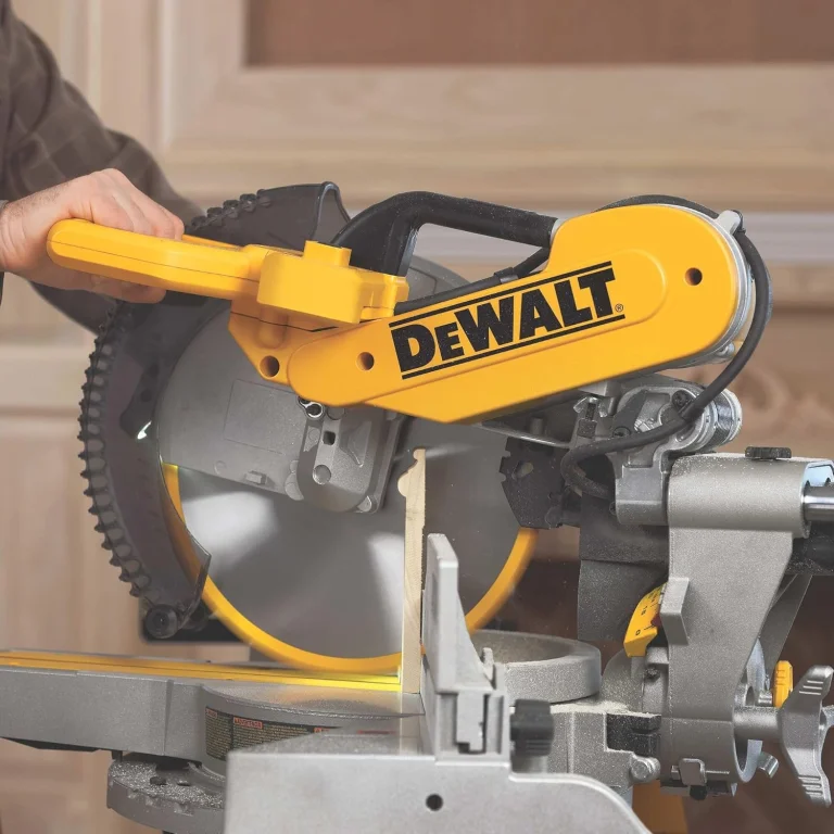 DEWALT DWS780 12-Inch Double Bevel Sliding Compound Miter Saw (DWS780) , Black
