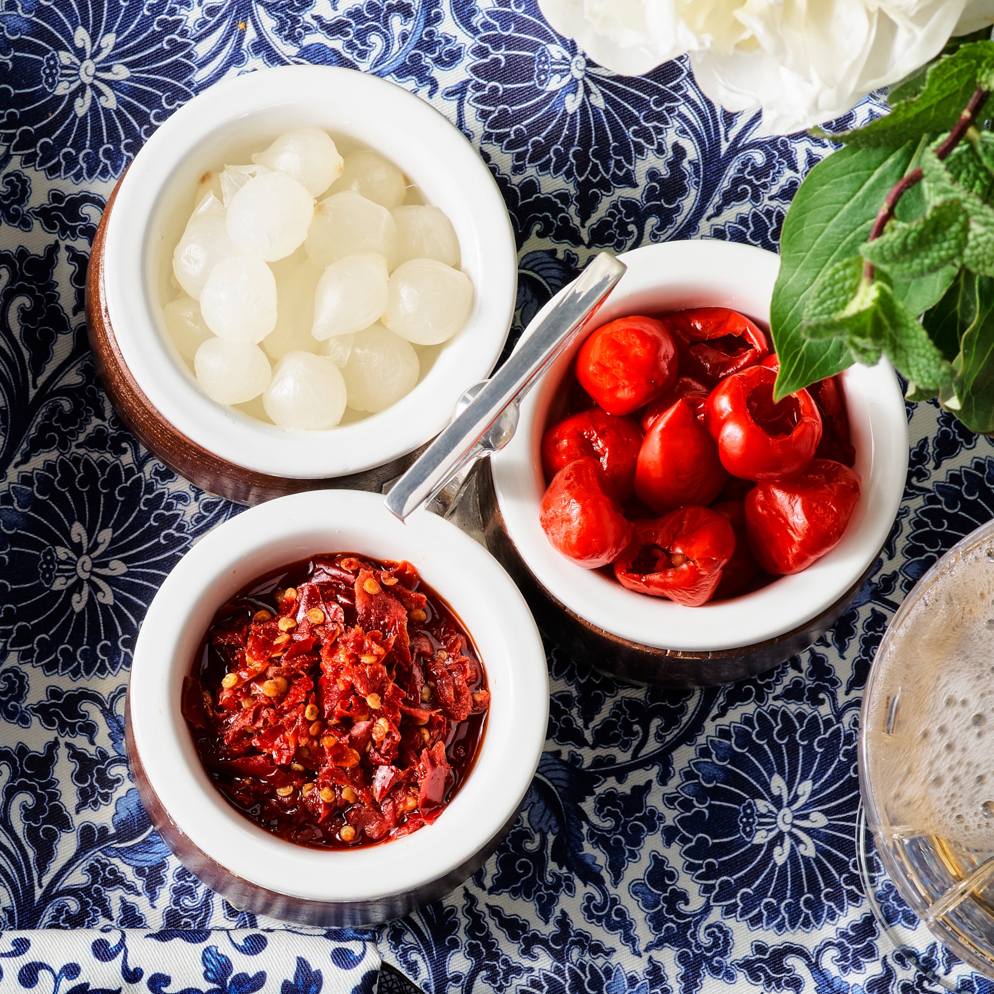 Marlo Thomas x Williams Sonoma Condiment Dish