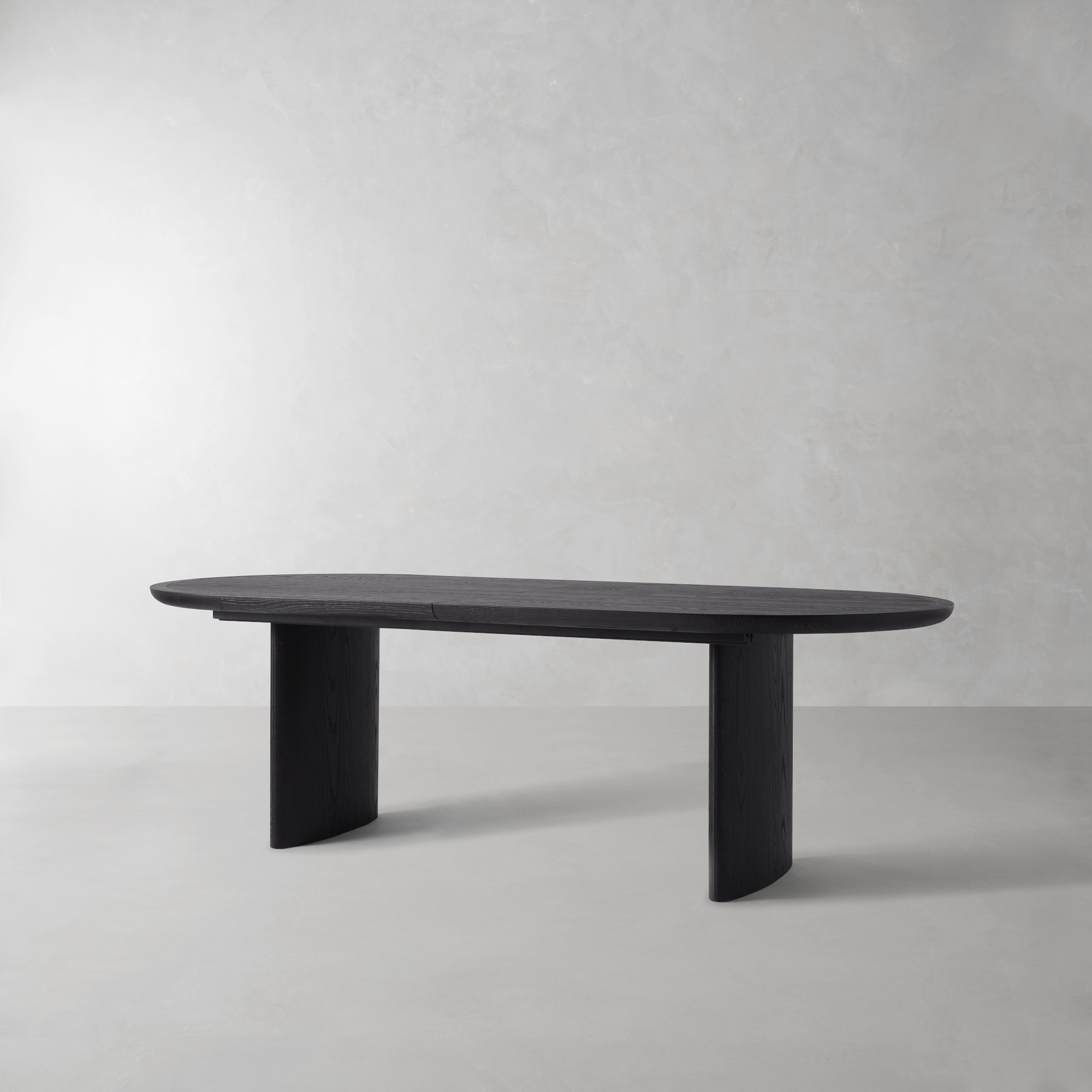 Radius Extendable Oval Dining Table (72