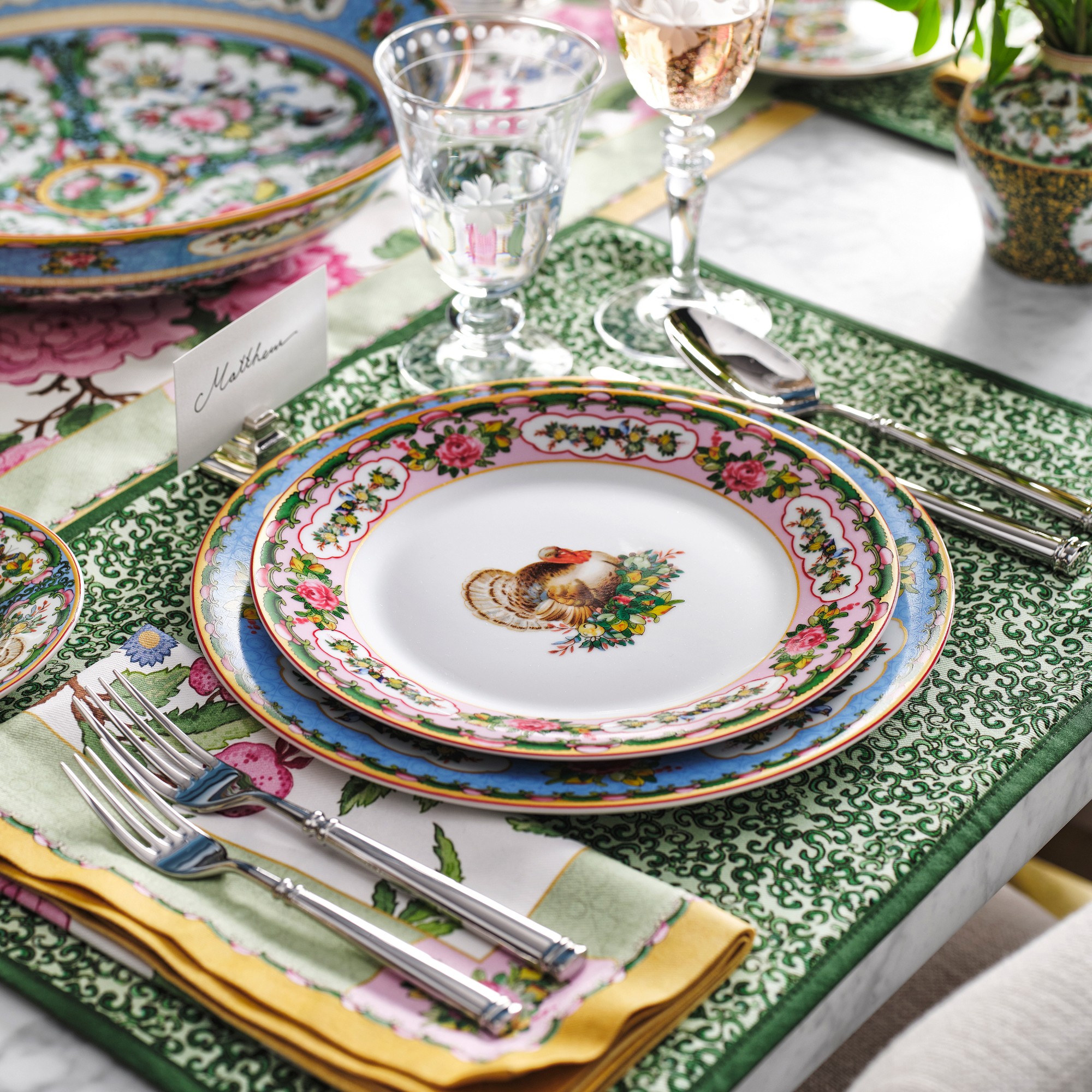 Canton Rose Floral Table Runner