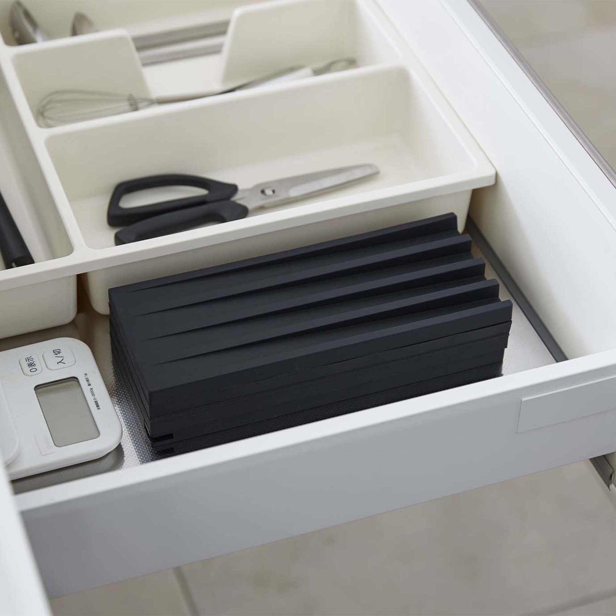 Yamazaki Home Tower Folding Dish Drainer Mat