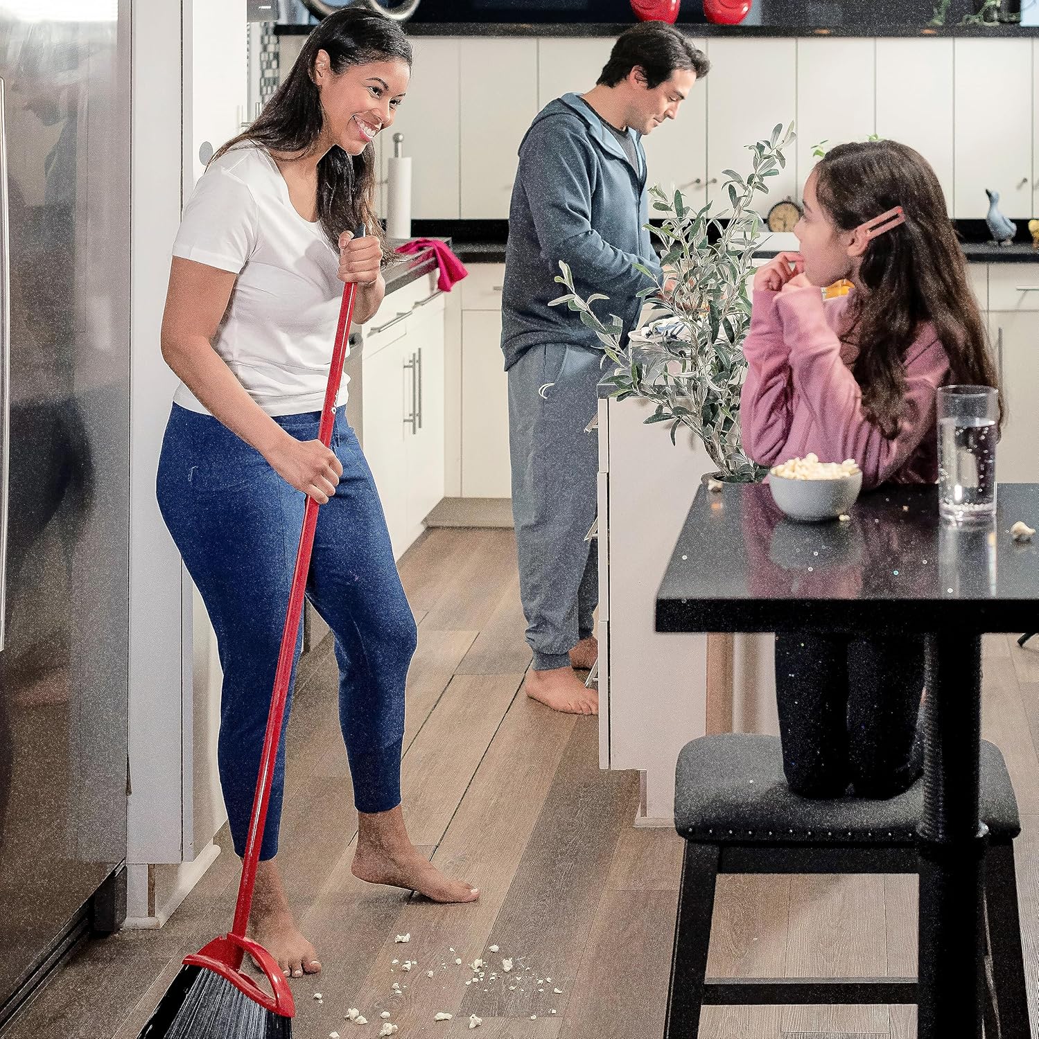 O-Cedar One Sweep Broom with Step-On Dustpan | Remove 99% with One Sweep | Lightweight Quiet Cleaning Tool | Ideal for Pet Owners