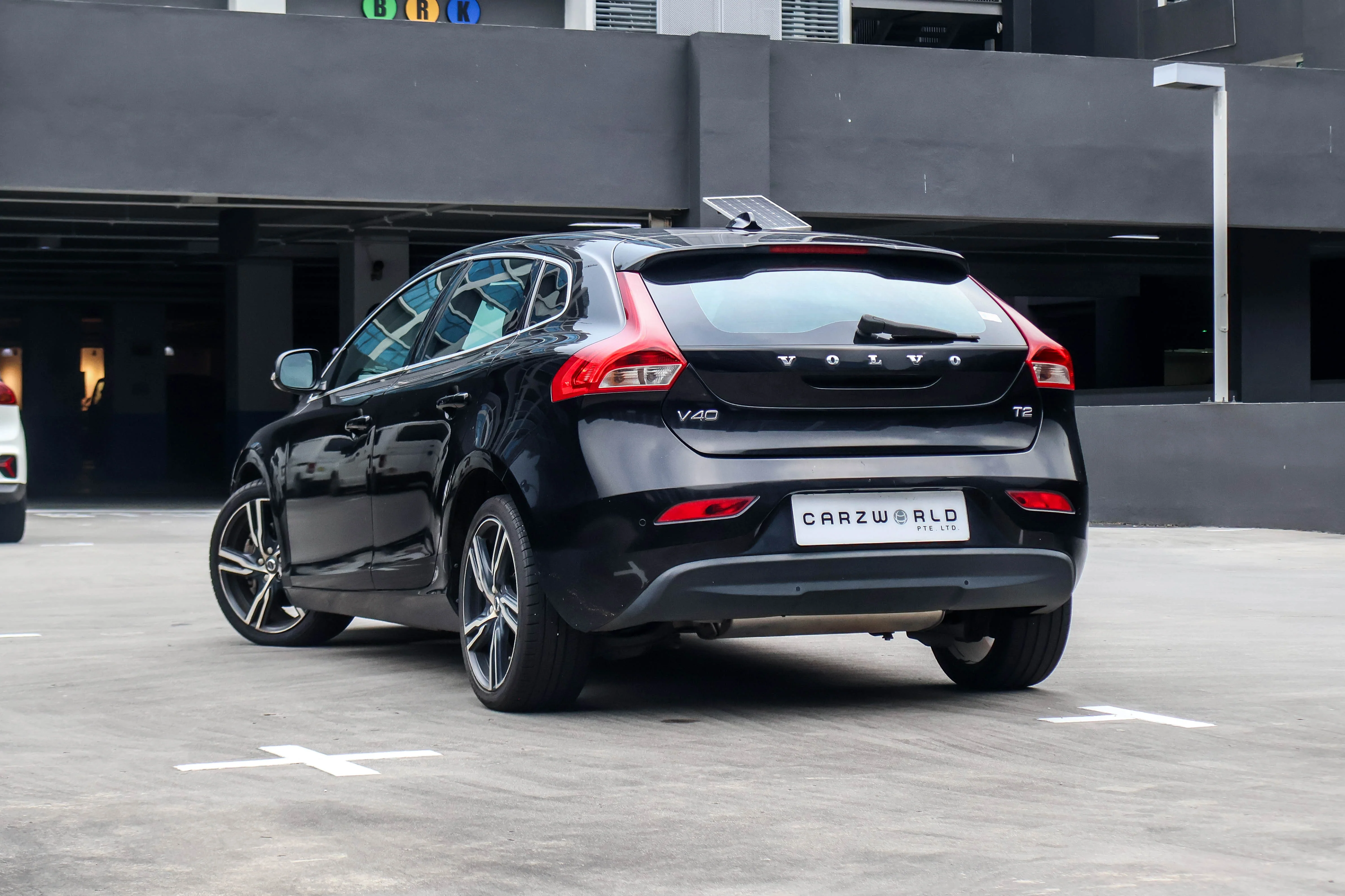 2015 USED VOLVO V40 T2 (A) YV1MV28H0G2286834 SMN2282L