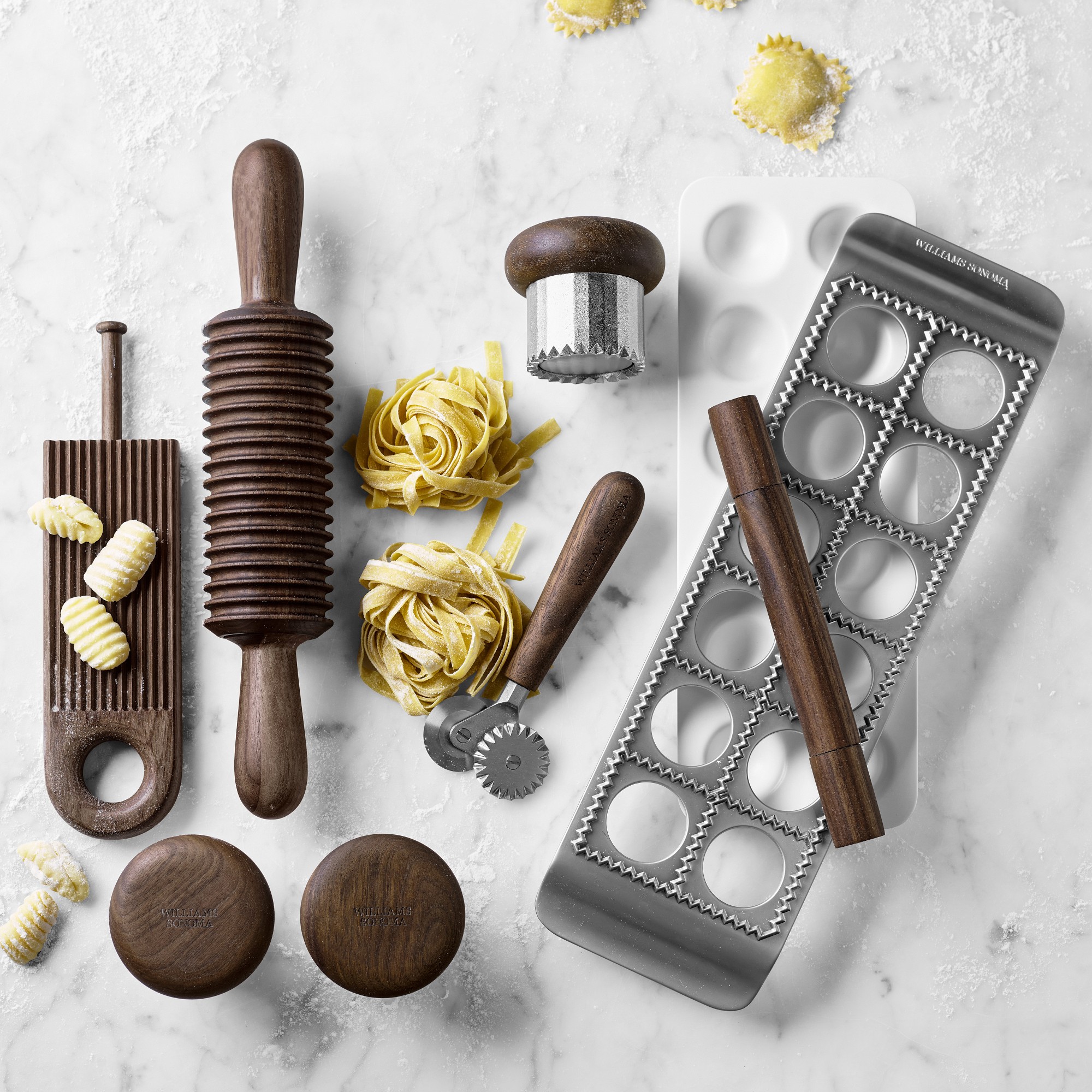 Williams Sonoma Gnocchi and Cutter Set