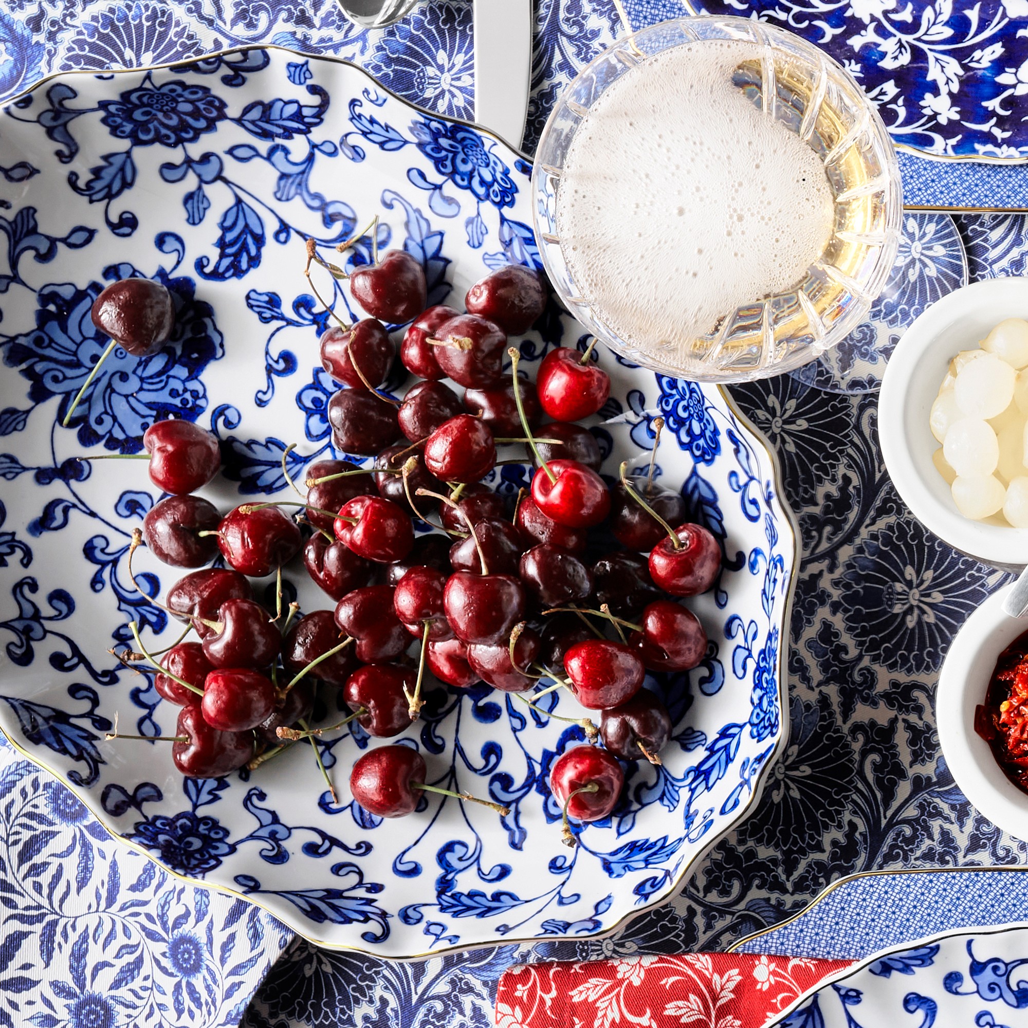 Marlo Thomas x Williams Sonoma Deep Platter