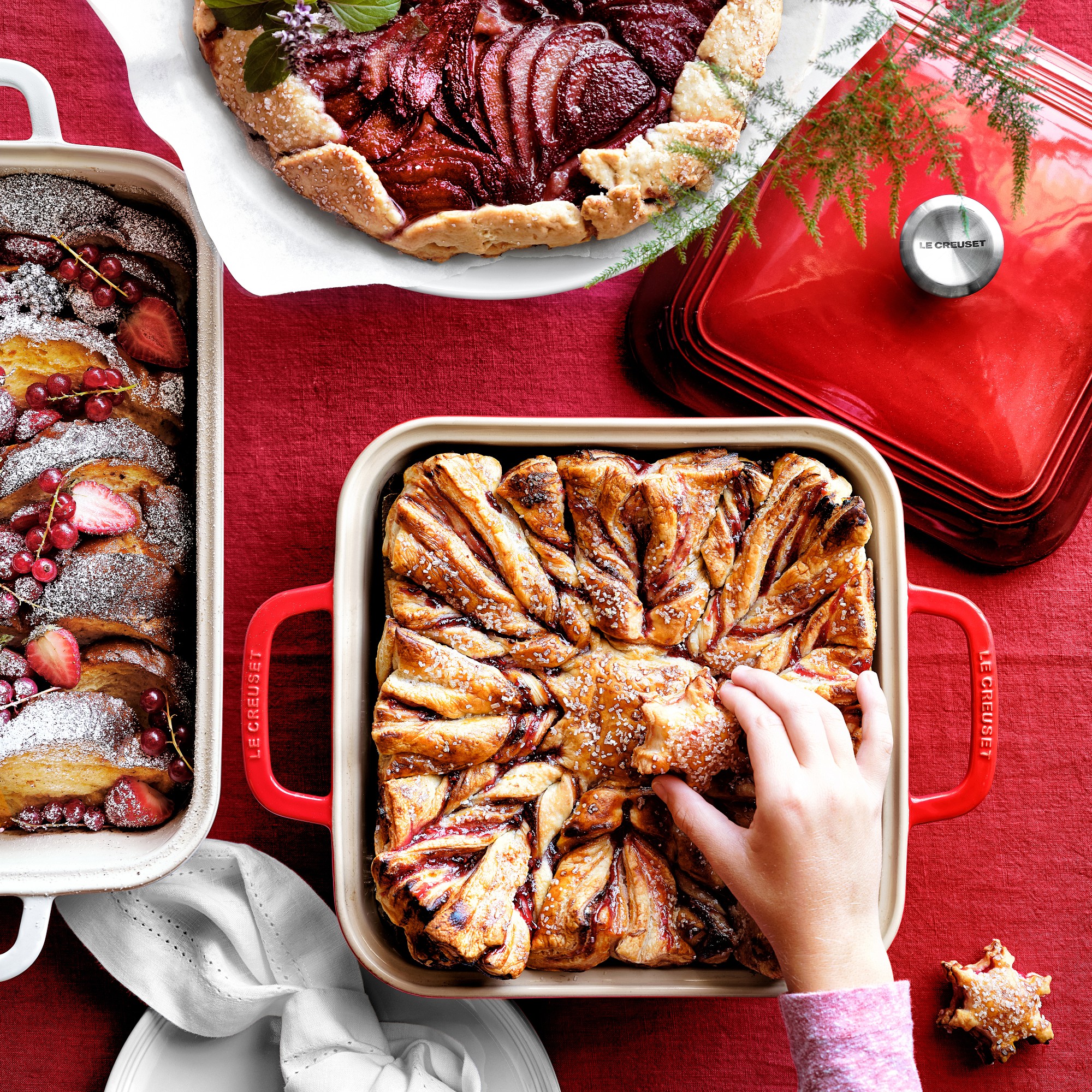 Le Creuset San Francisco Stoneware Square Covered Baker, 3-Qt.