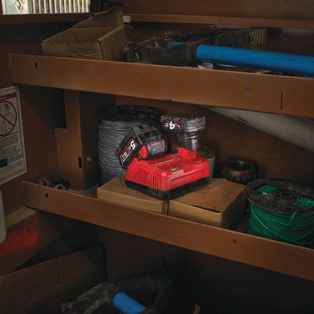 MILWAUKEE 12V/18V 4.5/6.0Ah Multi Voltage Rapid Charger M12-18FC