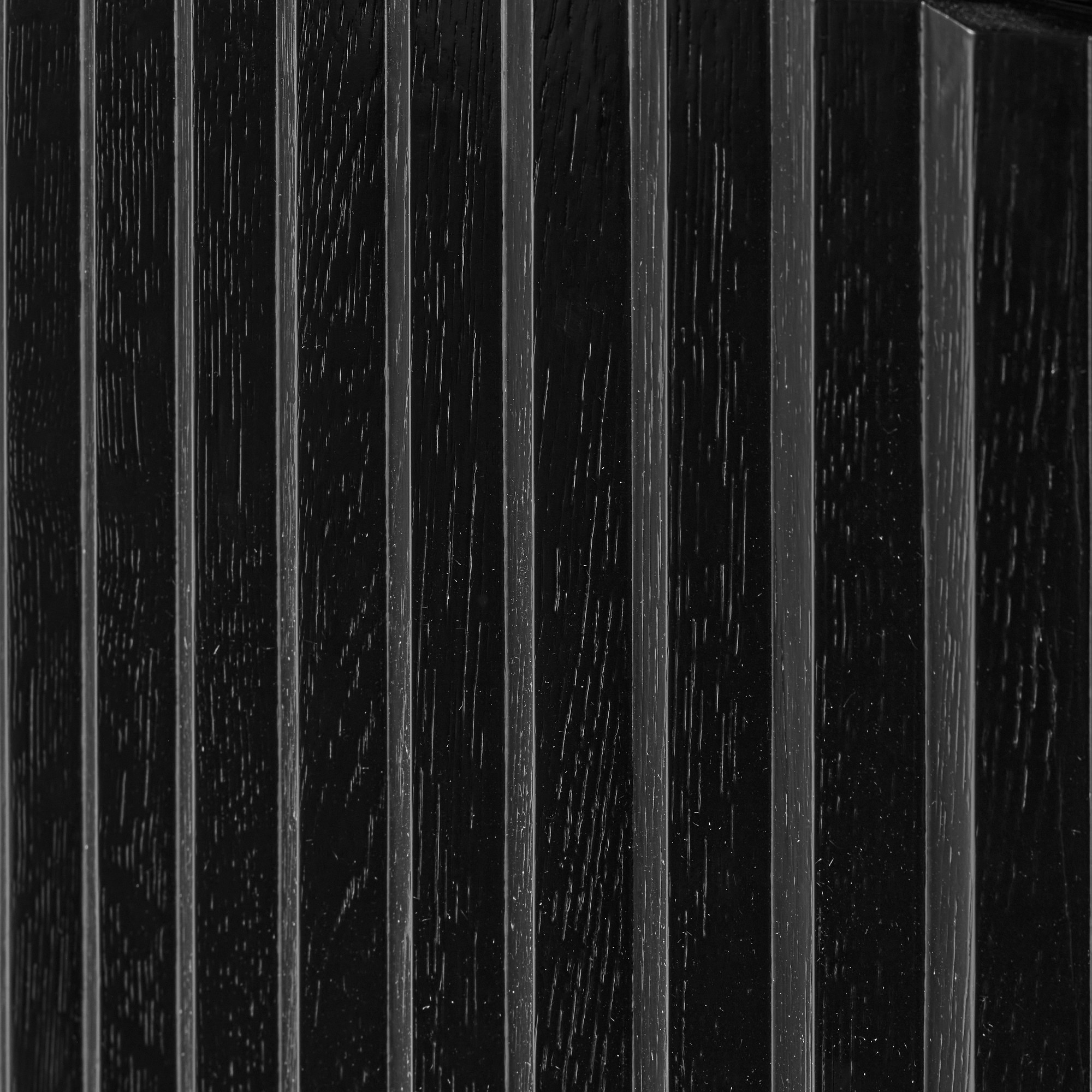 Leon Fluted Shelving (36