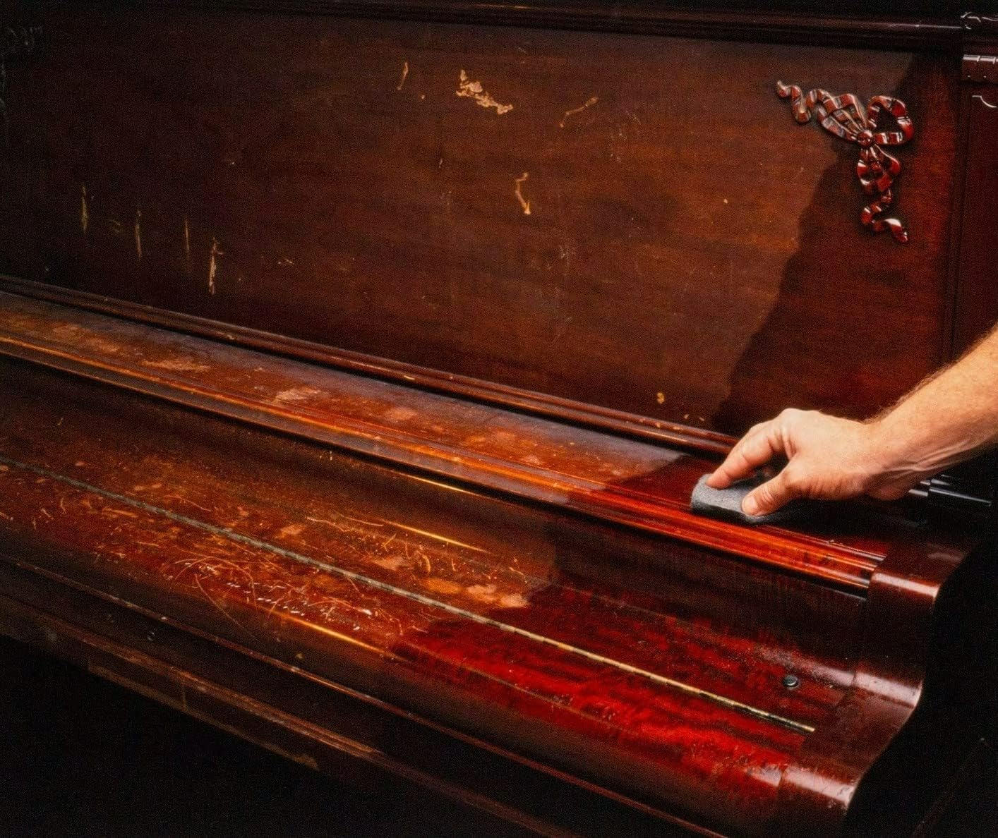 HOWARD RF8 Products Restor-A-Finish, 8 oz, Cherry, 8 Fluid Ounces