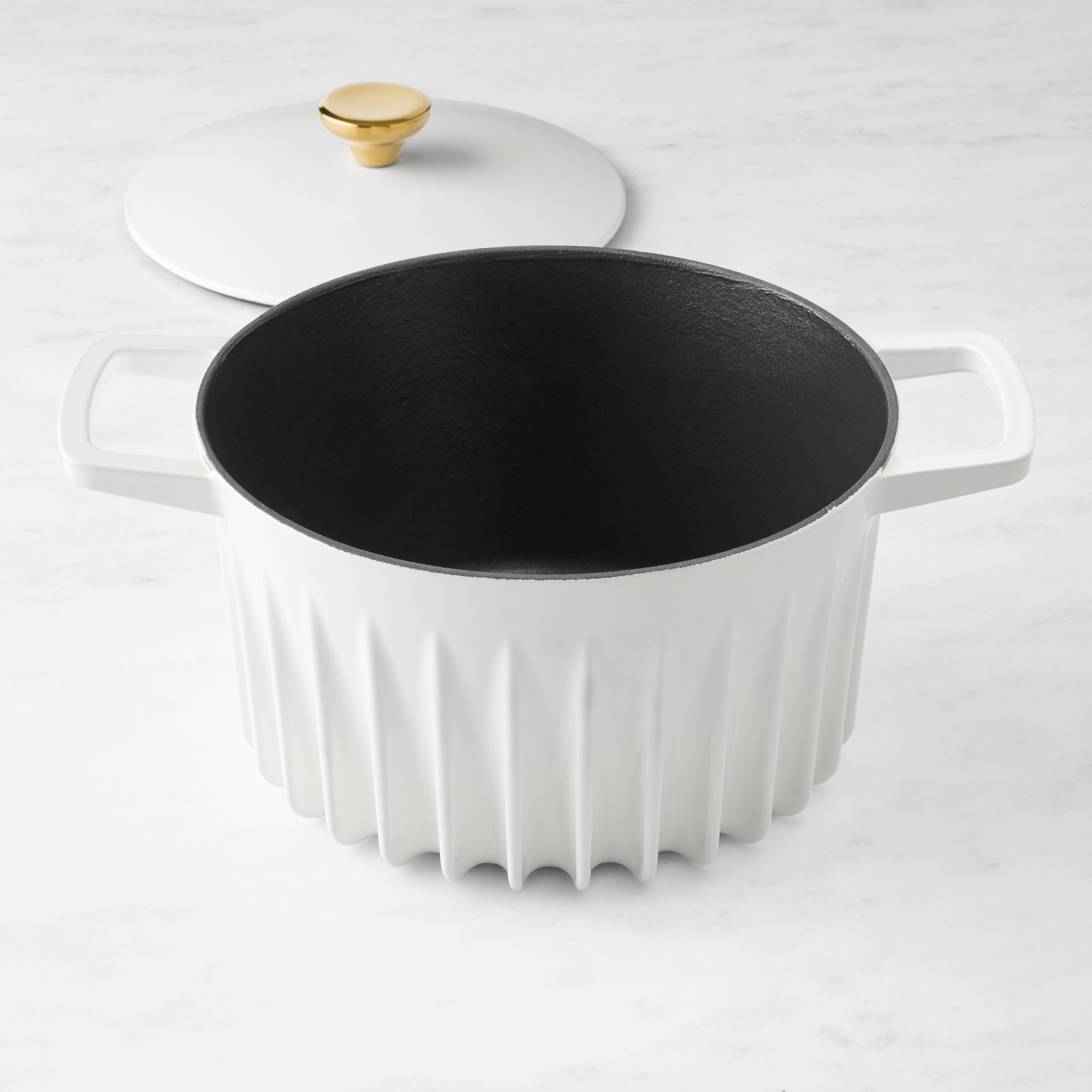 FIREUP Rapid Heat Enameled Cast Iron Dutch Oven, 5 1/2-Qt.