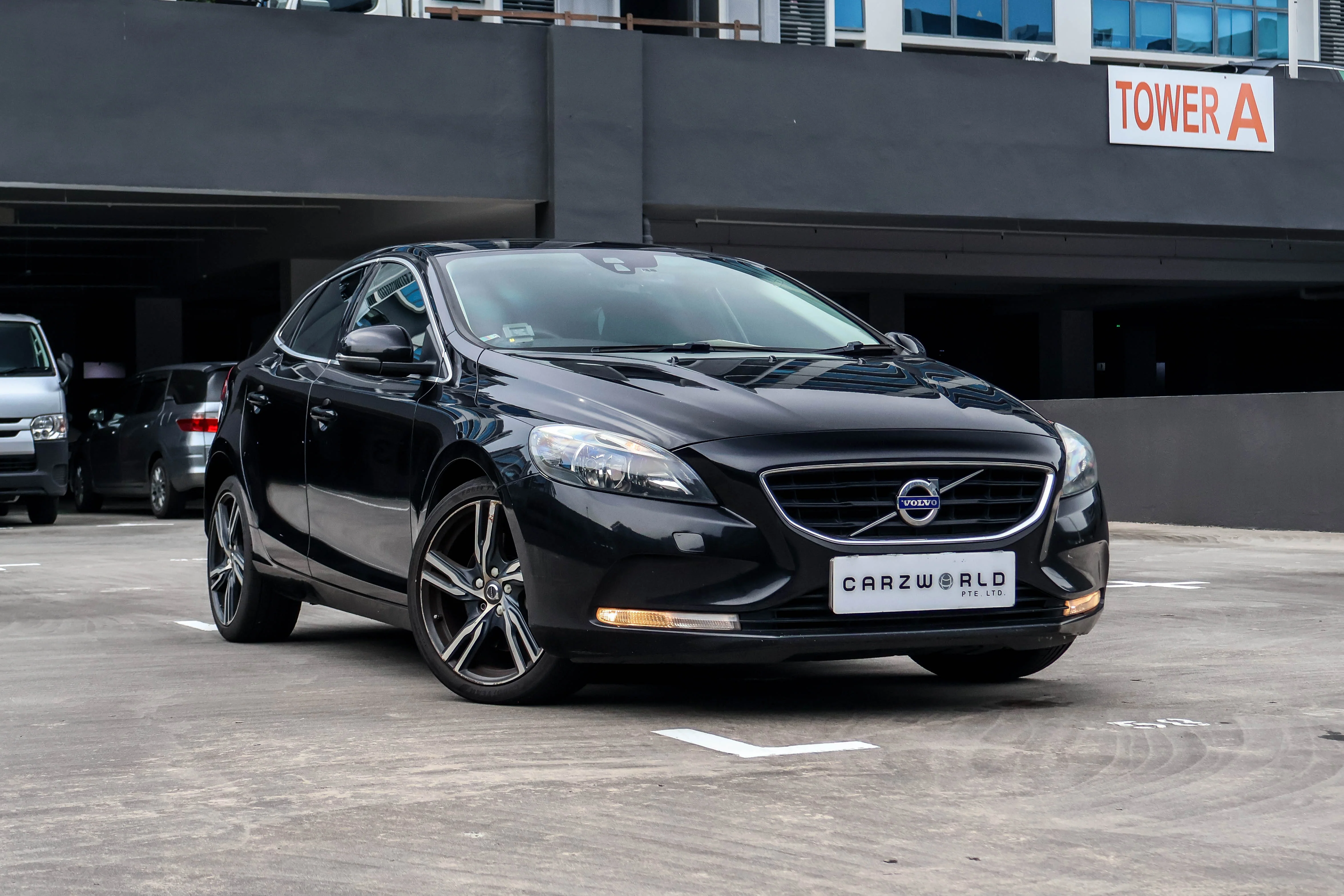 2015 USED VOLVO V40 T2 (A) YV1MV28H0G2286834 SMN2282L