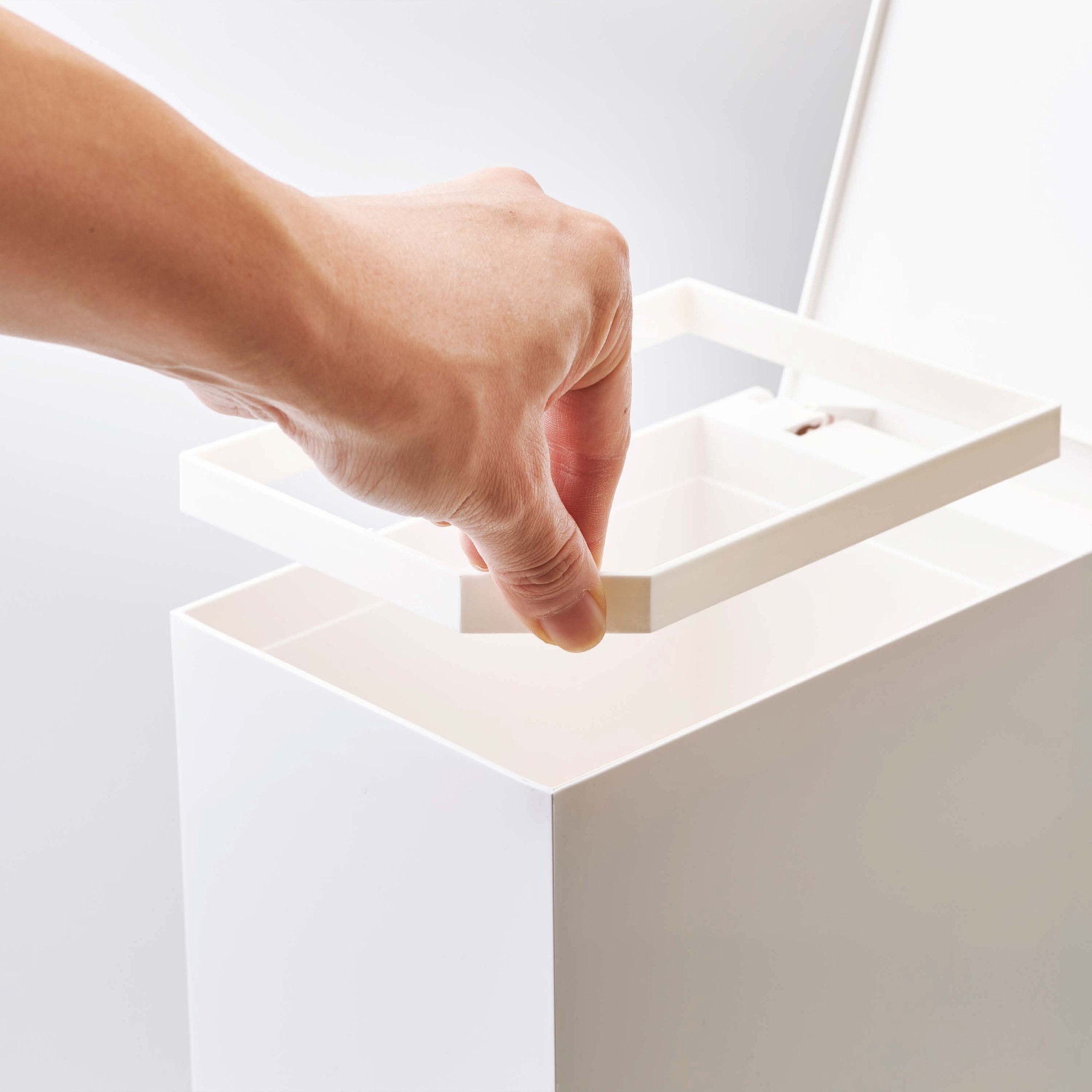 Yamazaki Home Tower Step Trash Can