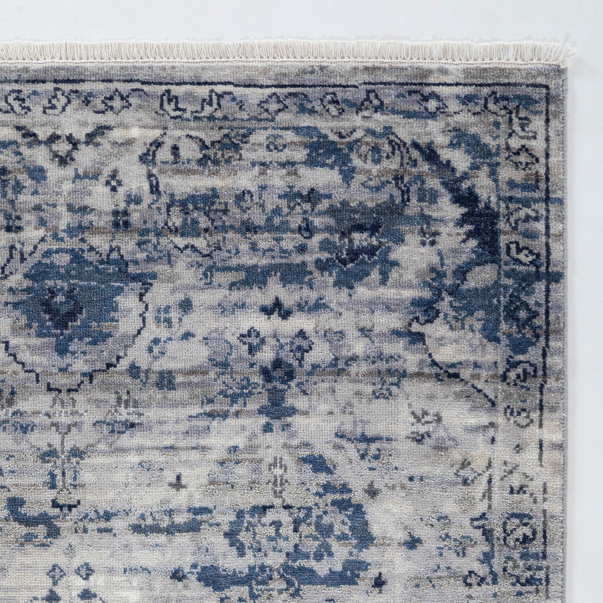 Broken Floral Hand Knotted Rug