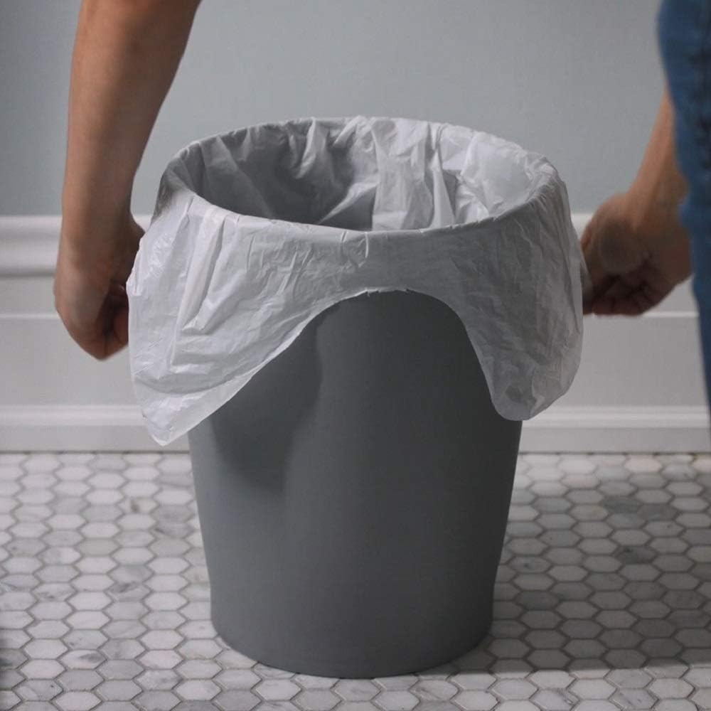 Hefty Small Garbage Bags, Flap Tie, Lavender & Sweet Vanilla Scent, 4 Gallon, 26 Count