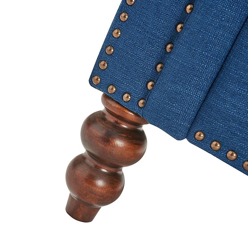 Andrea Classic Traditional-Style Sofa for Living Space