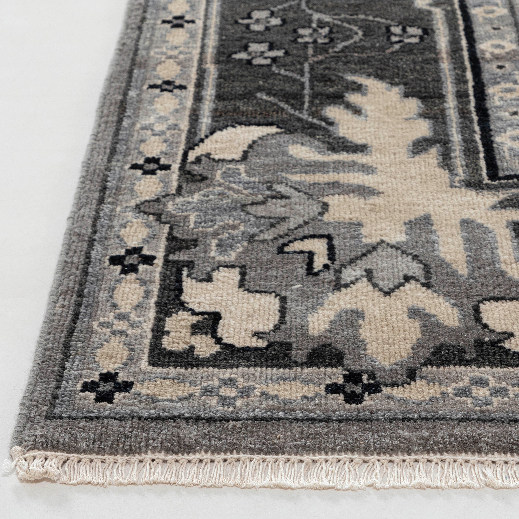 Fleur Hand Knotted Rug
