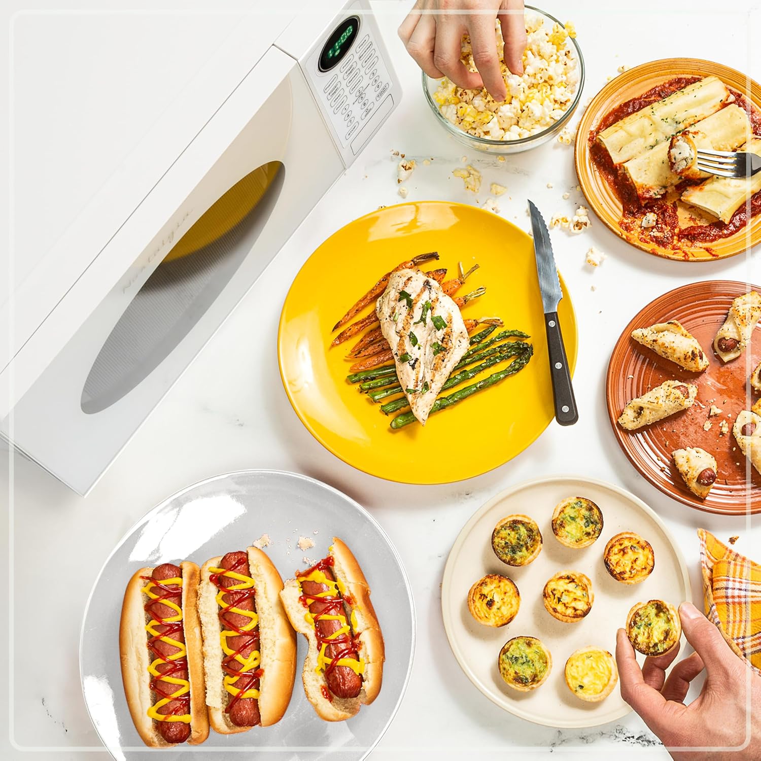 Nostalgia Retro Compact Countertop Microwave Oven - 0.7 Cu. Ft. - 700-Watts with LED Digital Display - Child Lock - Easy Clean Interior - Aqua