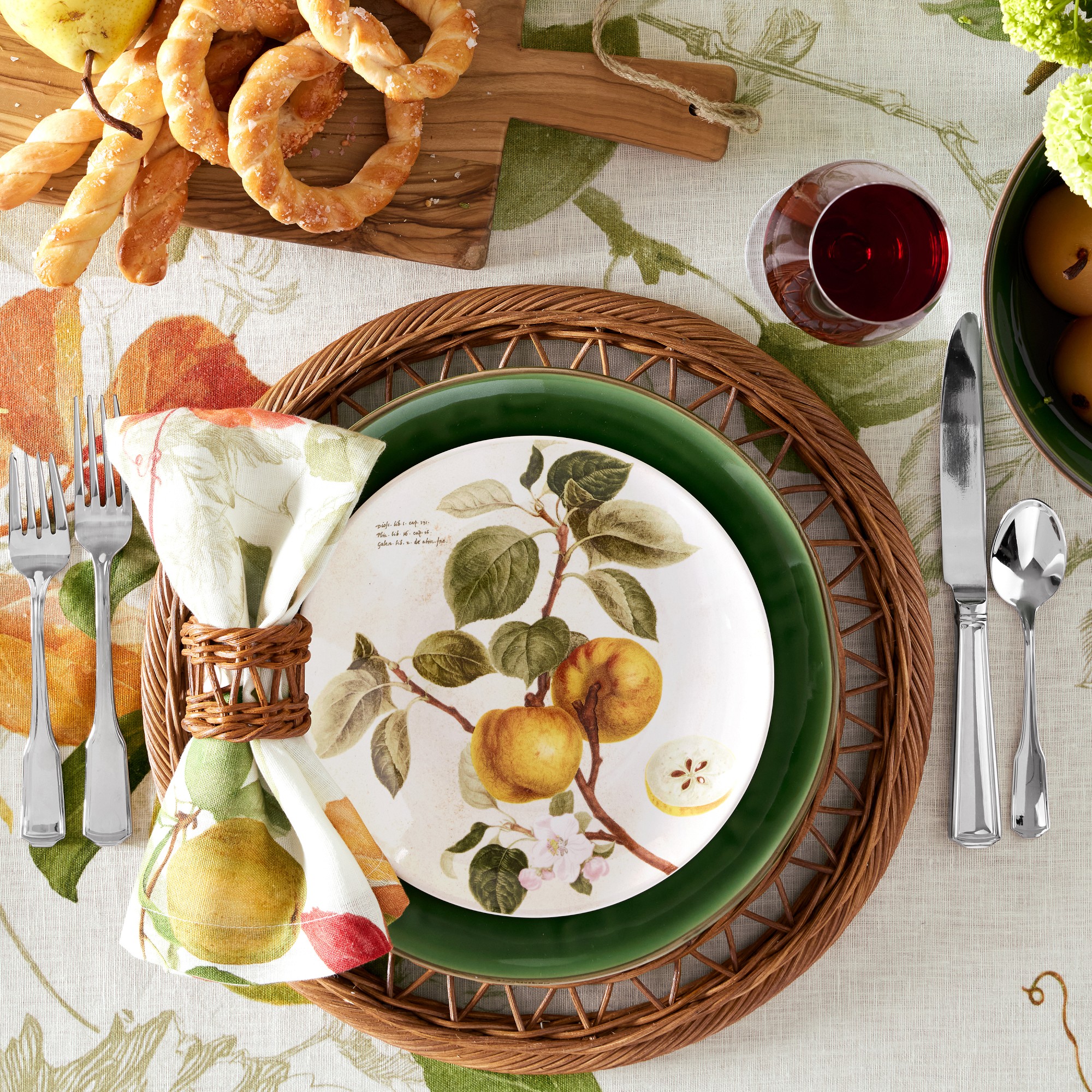 Provençal Dinnerware Collection