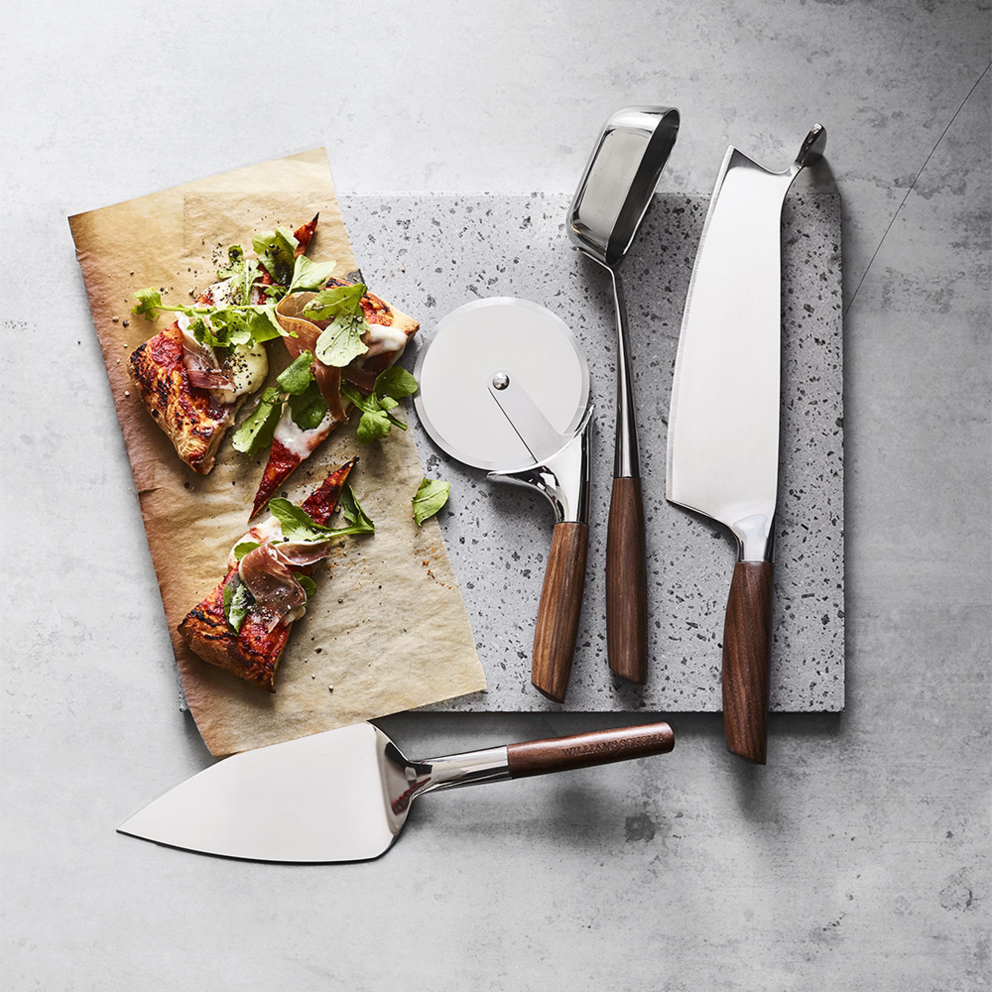 Williams Sonoma Walnut Handled Pizza Wheel