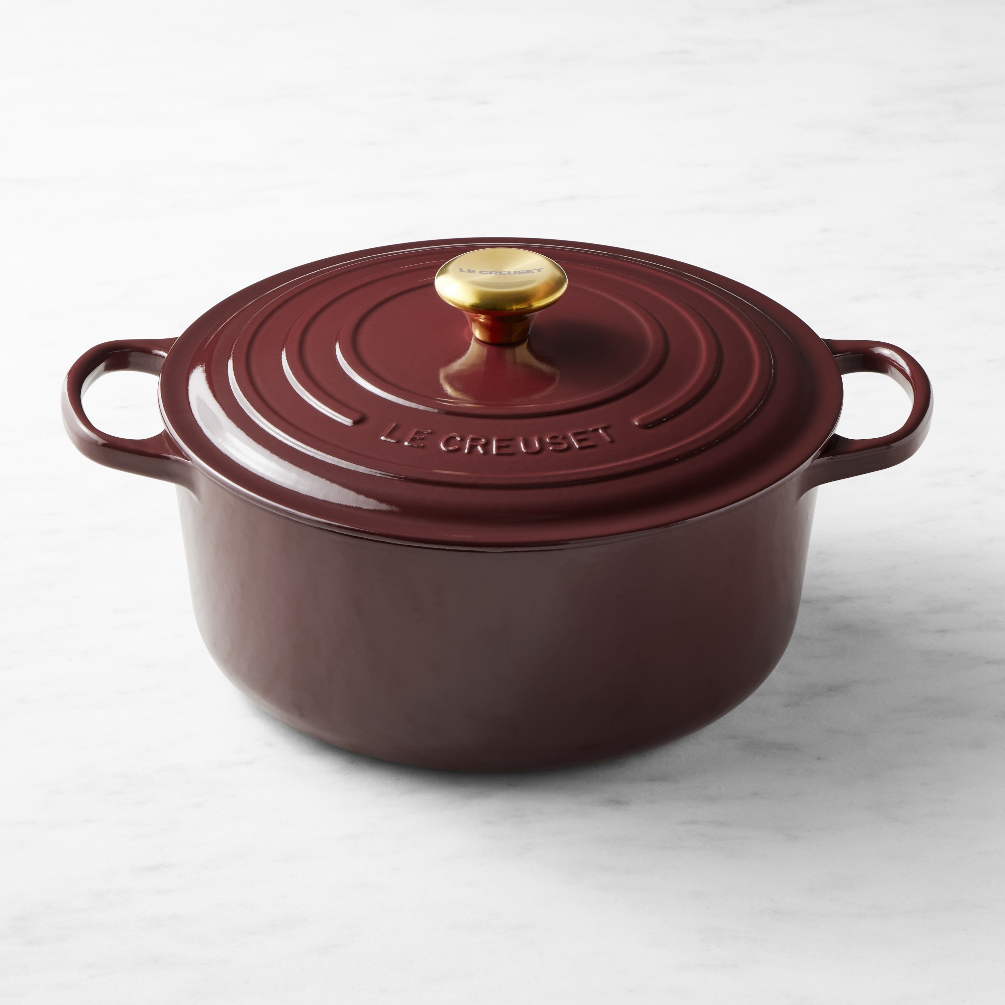 Le Creuset Signature Enameled Cast Iron Round Dutch Oven