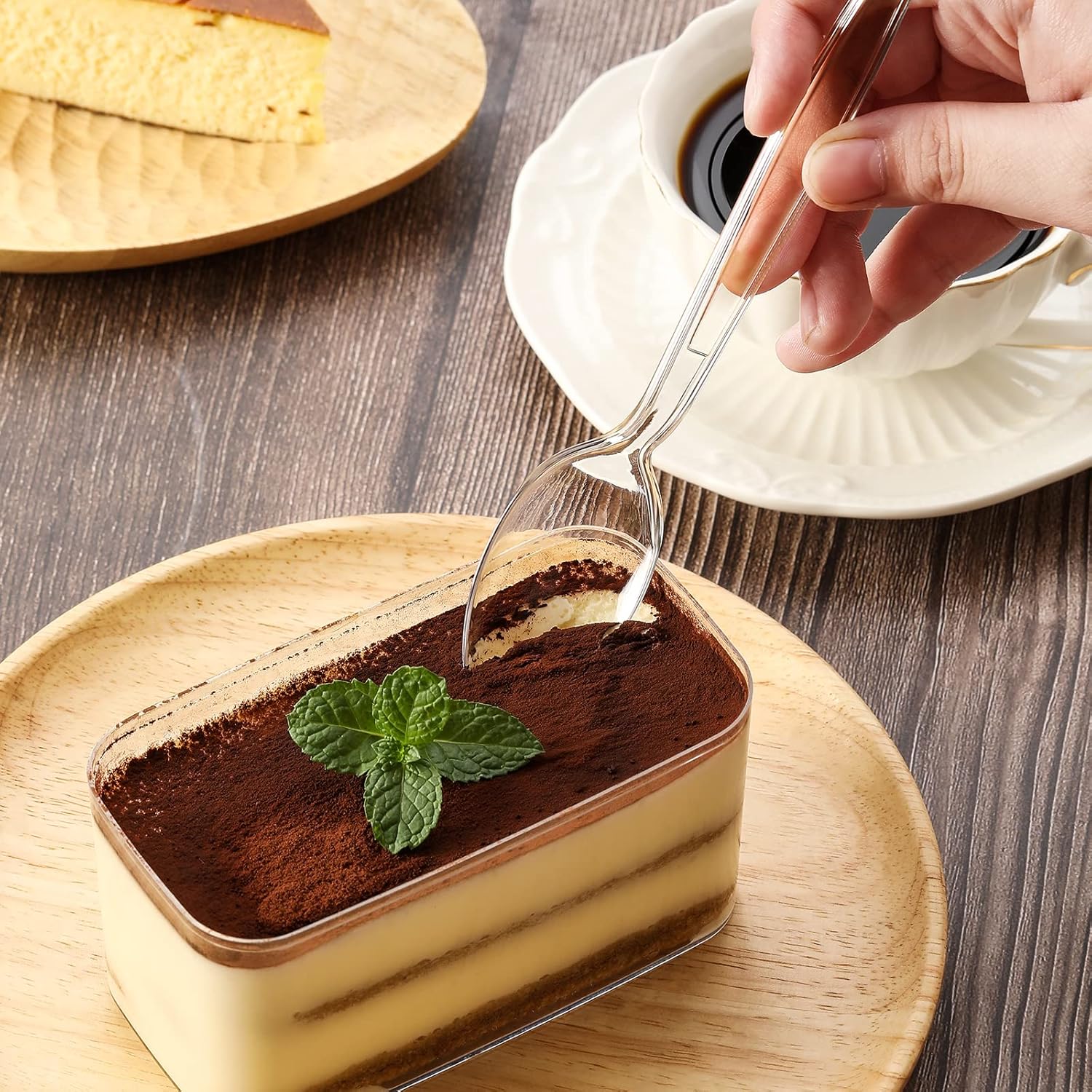 [100 Count] Clear Plastic Spoons Heavy Duty, Premium Disposable Spoons, Durable Plastic Cutlery for for Parties, Picnics, Big Event, Daily Use - Heat Resistant & BPA Free - Clear