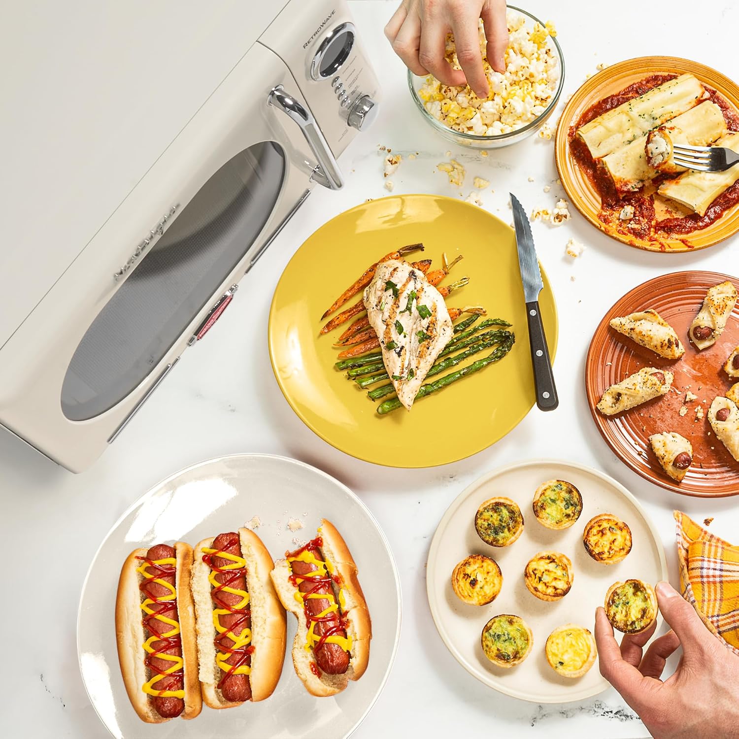 Nostalgia Retro Compact Countertop Microwave Oven - 0.7 Cu. Ft. - 700-Watts with LED Digital Display - Child Lock - Easy Clean Interior - Aqua